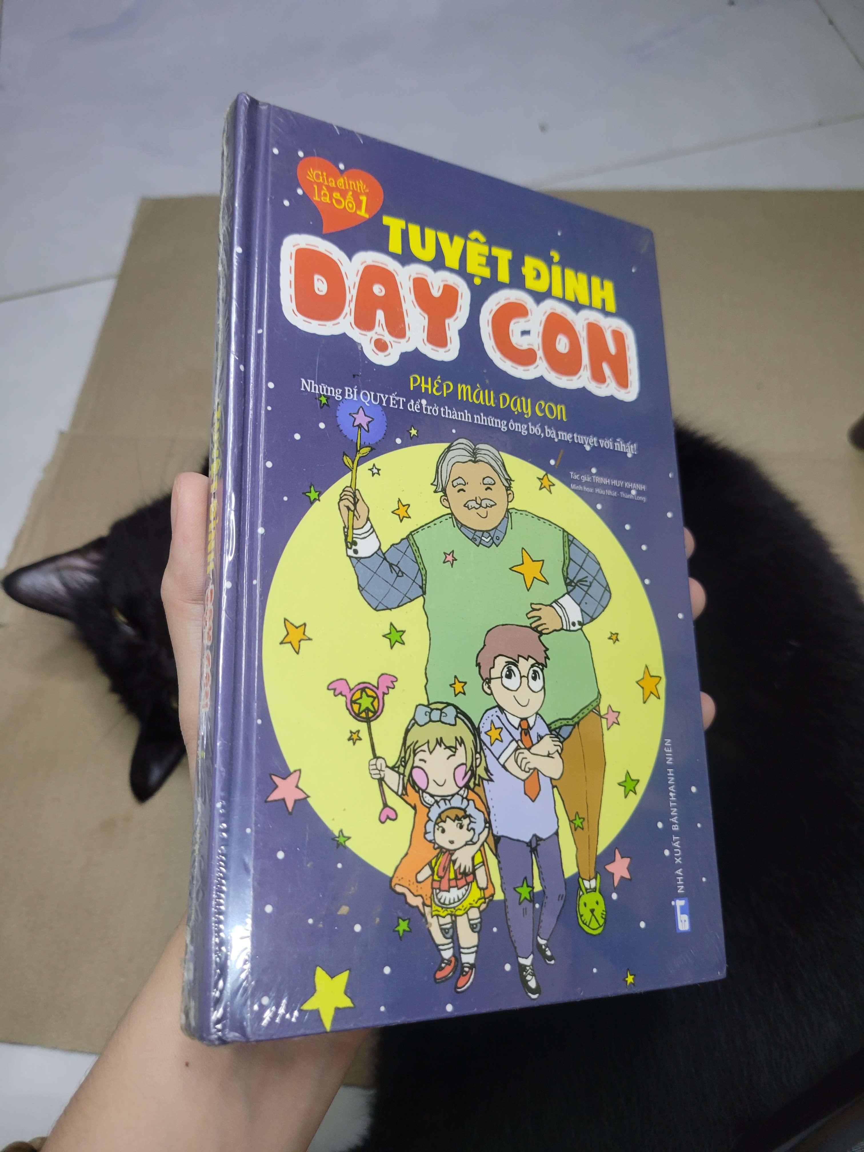 TUYỆT ĐỈNH DẠY CON - Trịnh Huy Khanh mới 90% bẩn seal (Kiến thức - kỹ năng cho con) HCM