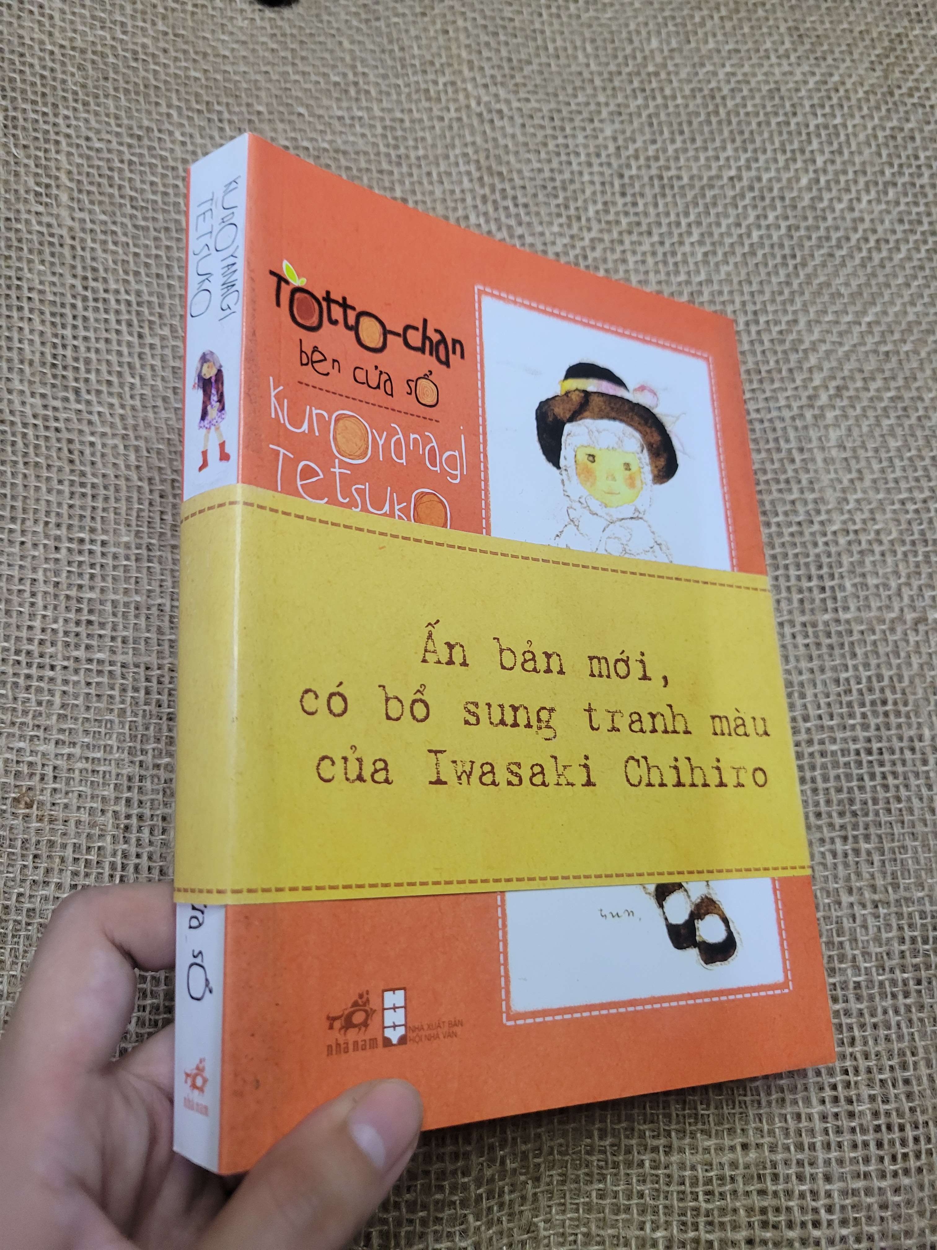 TOTTO-CHAN BÊN CỬA SỔ - KUROYAMAGI TETSUKO 2022 mới 90% bẩn bìa (Văn học nước ngoài) HCM