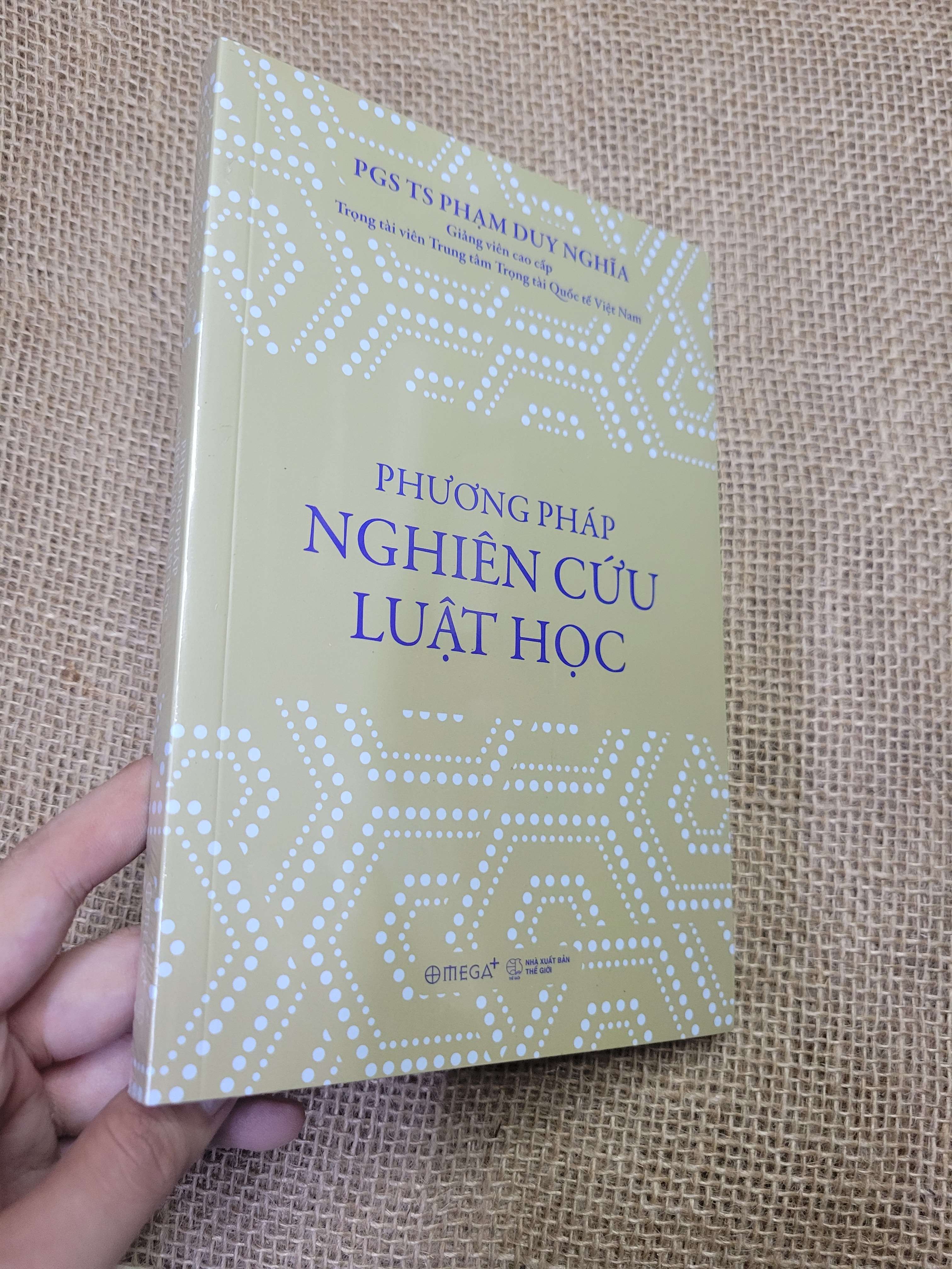 PHƯƠNG PHÁP NGHIÊN CỨU LUẬT HỌC - PHẠM DUY NGHĨA mới 100% (Sách chuyên khảo, khảo cứu) HCM