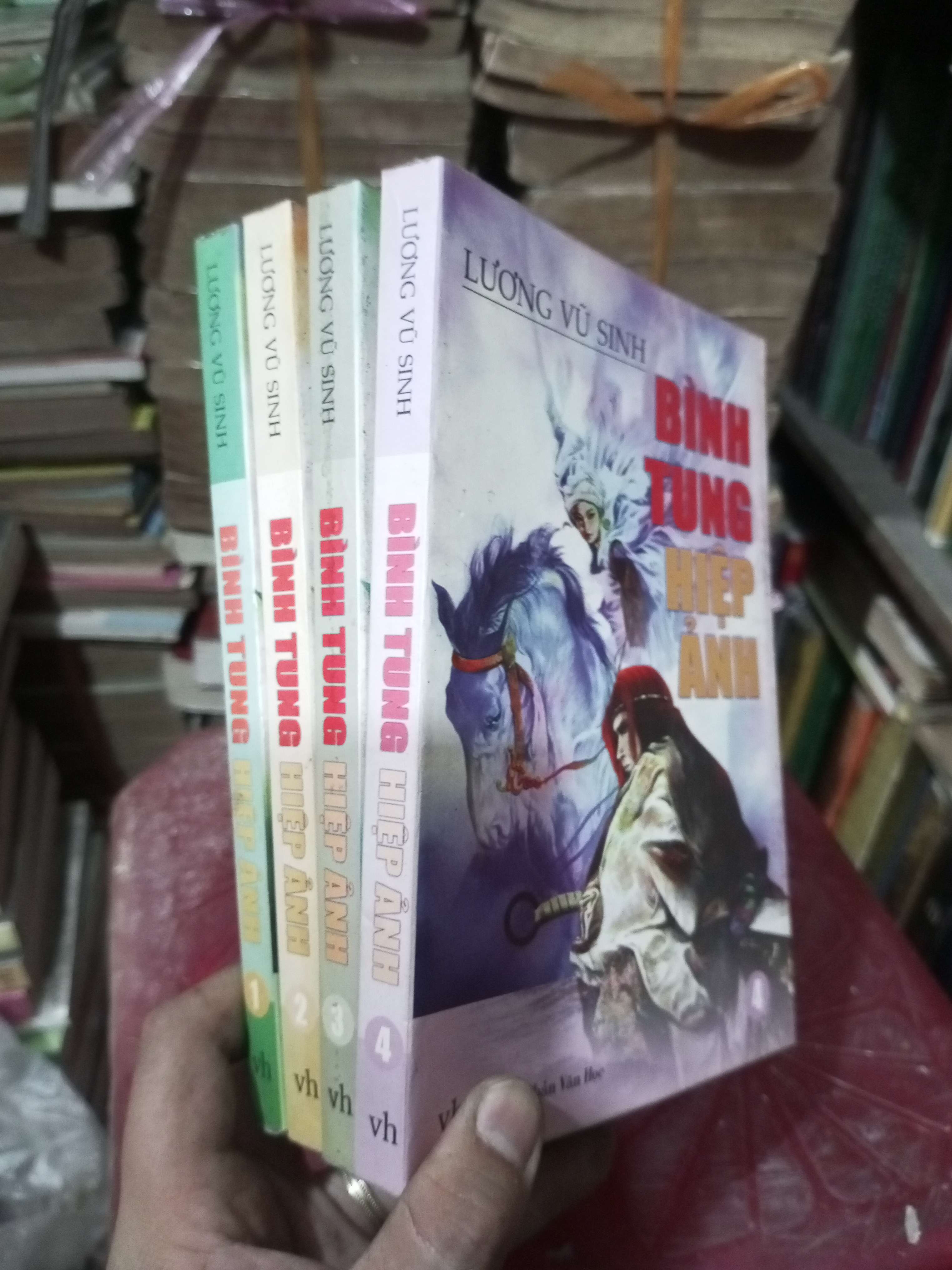 4 cuốn Bình Tung Hiệu Ảnh - Lương Vũ Sinh (Văn học nước ngoài) BGB