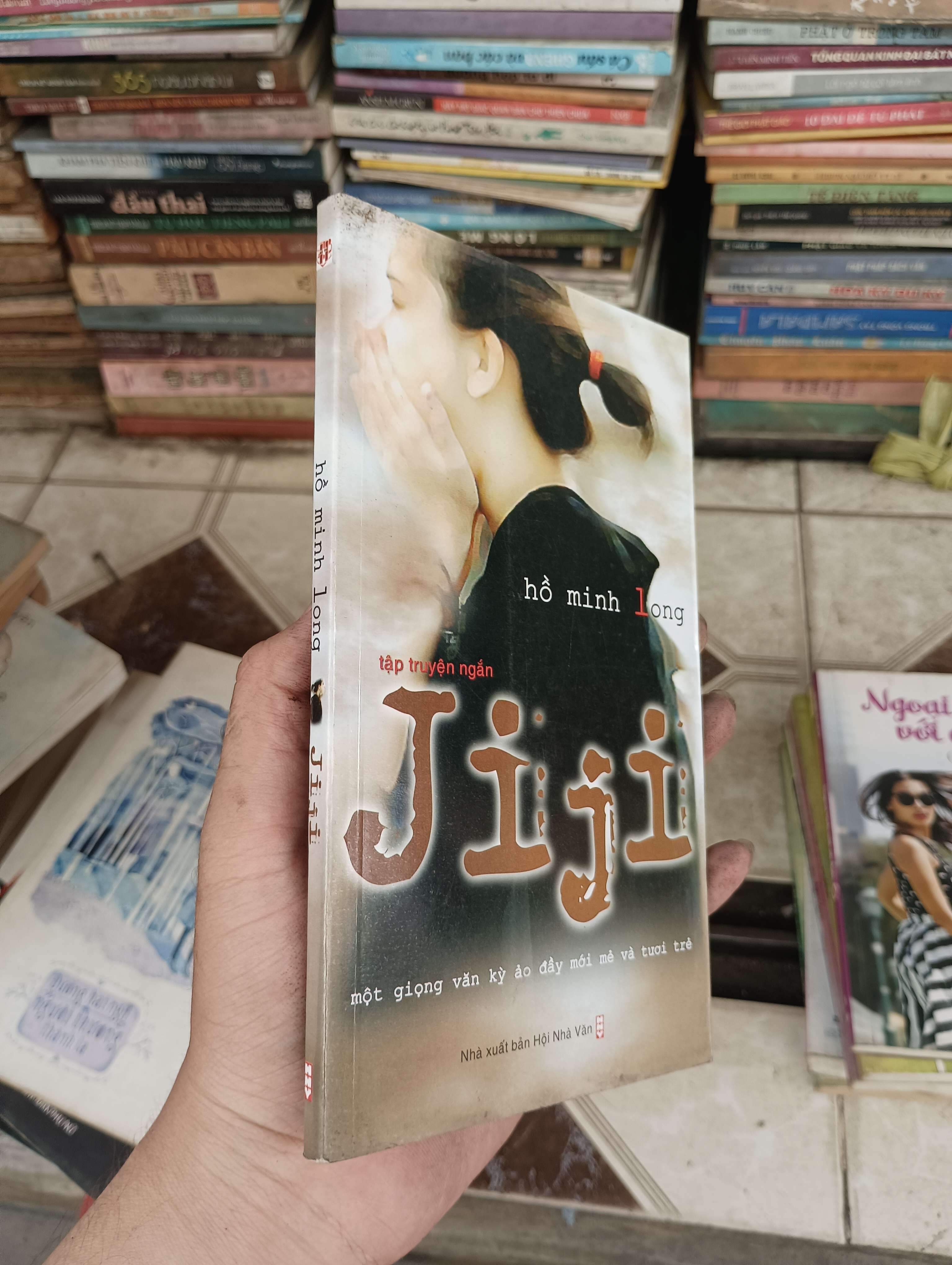 Jiji - Hồ Minh Long 2010 (Truyện Ngắn) BGB