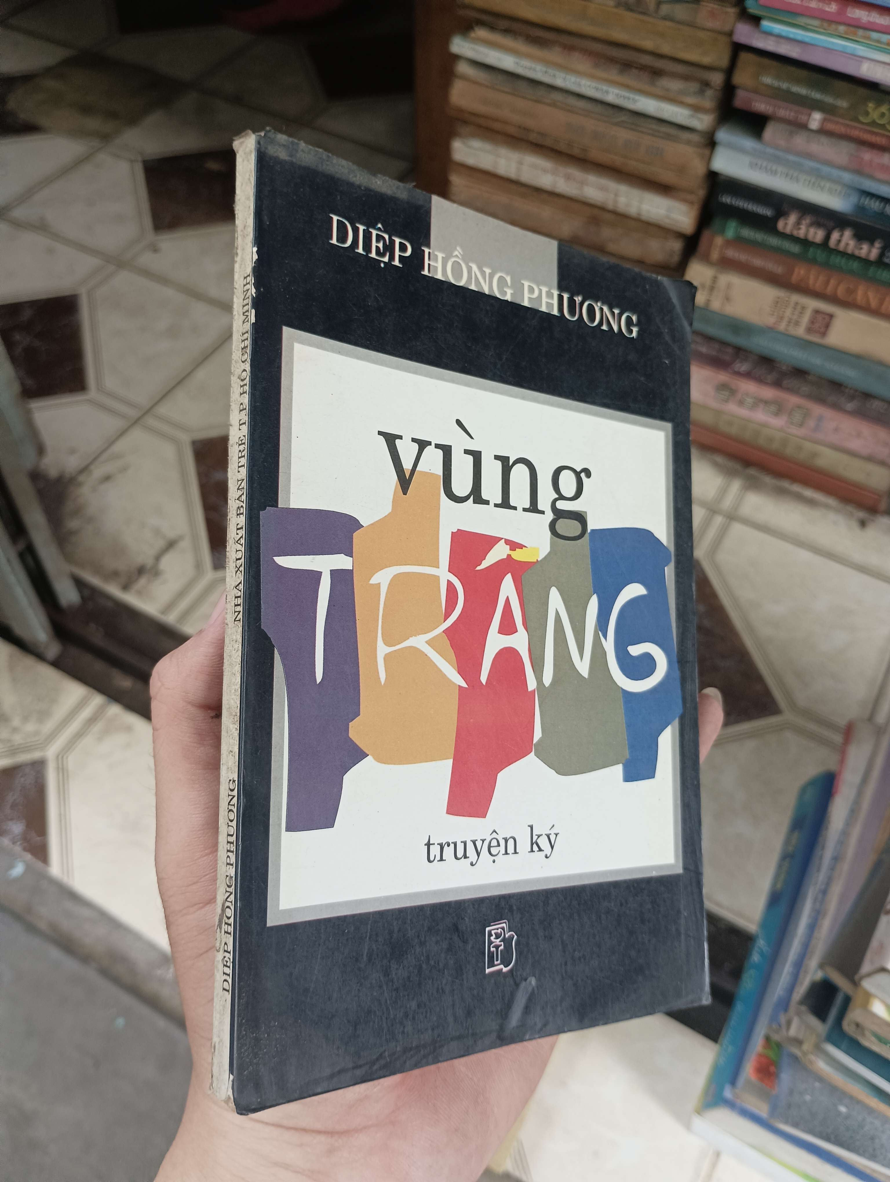 Vùng trắng - Diệp Hồng Phương 1997 (Sách văn học) BGB