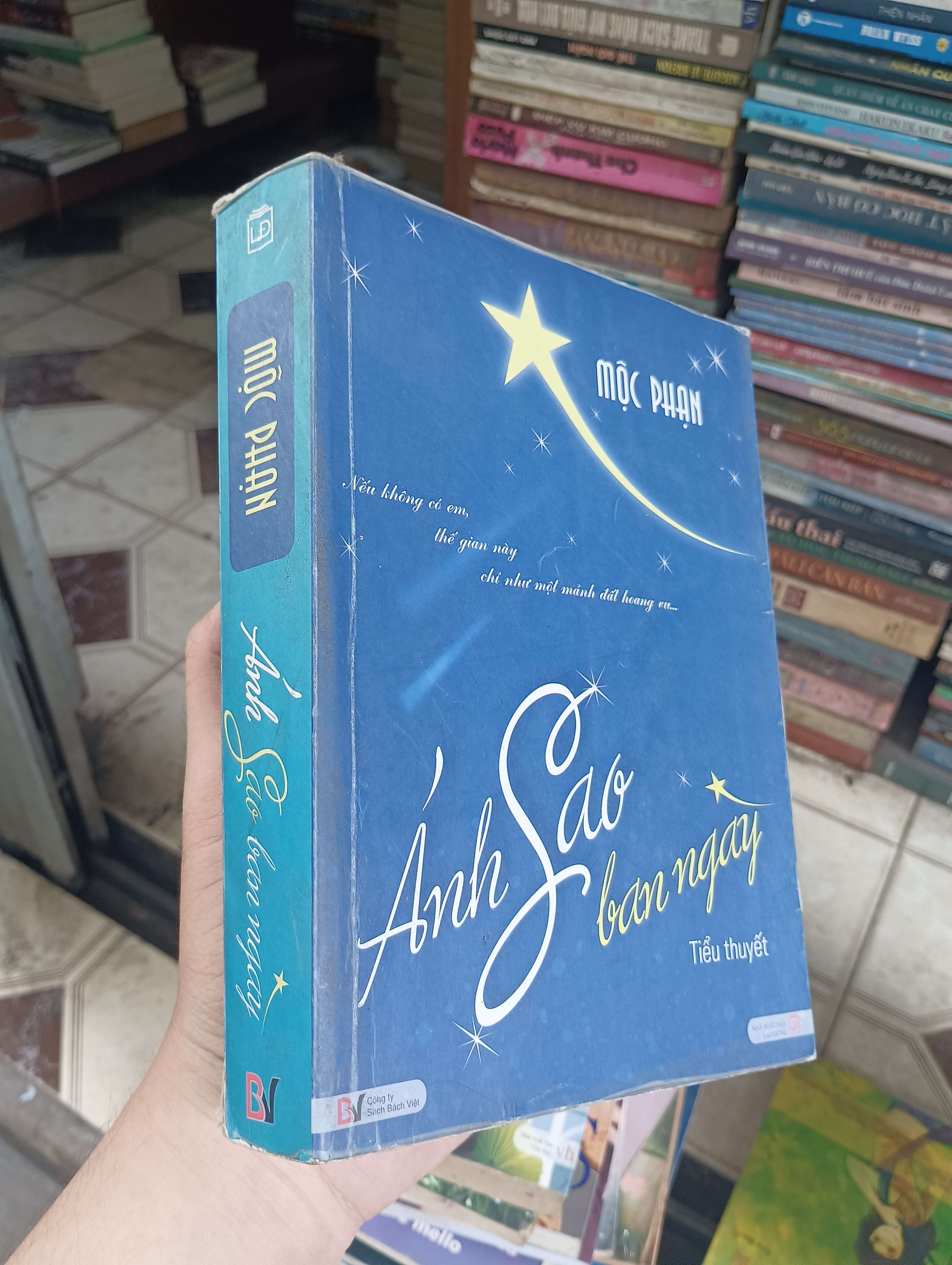 Ánh Sao Ban Ngày - Mộc Phạn 2011 (Tiểu Thuyết) BGB