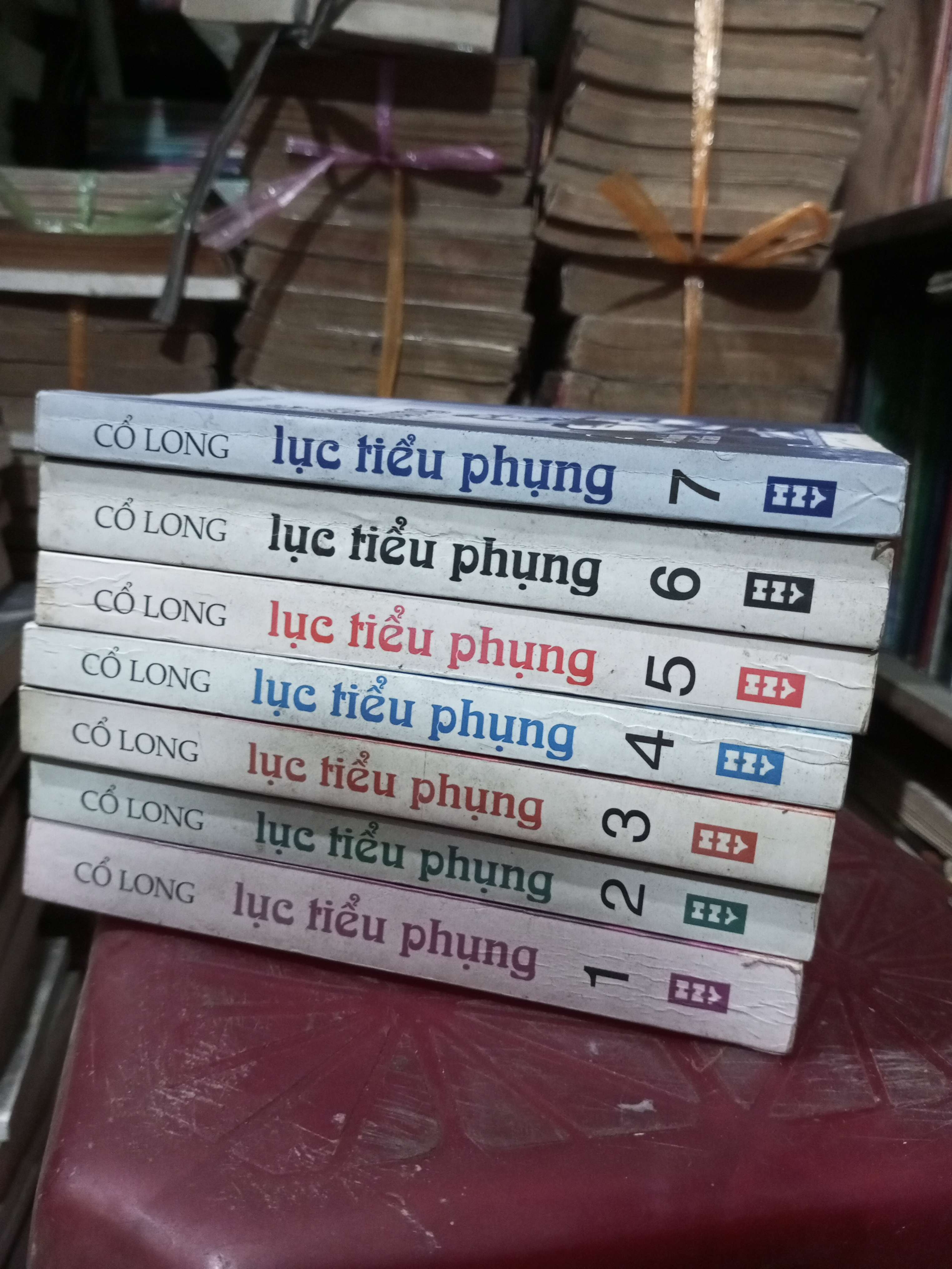 7 cuốn Lục Tiểu Phụng - Cổ Long (Văn học nước ngoài) BGB