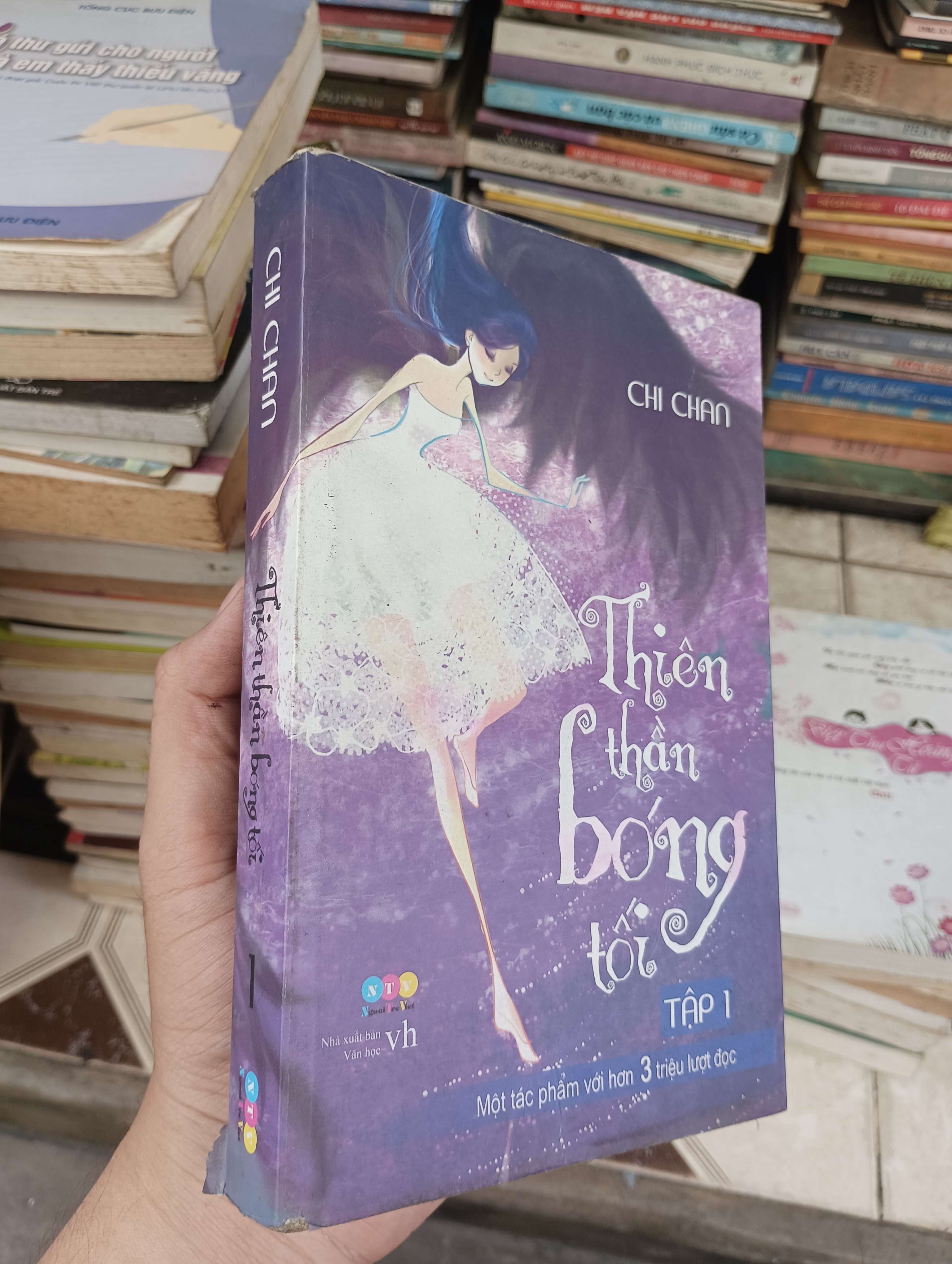 Thiên thần bóng tối (2014) - Tập 1 (Chi Chan) 2014 (Tiểu Thuyết) BGB