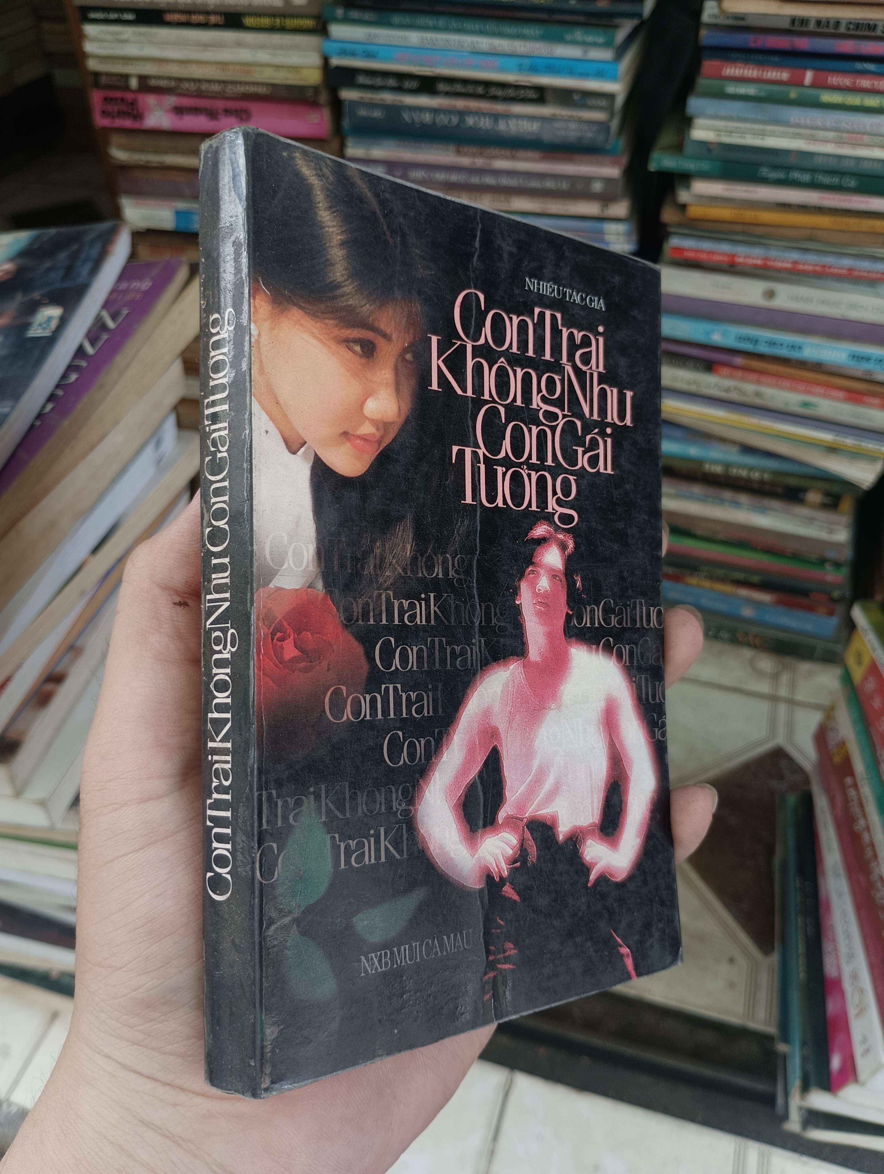 Con Trai Không Như Con Gái Tưởng - Nhiều Tác Giả 1998 (Tiểu Thuyết) BGB