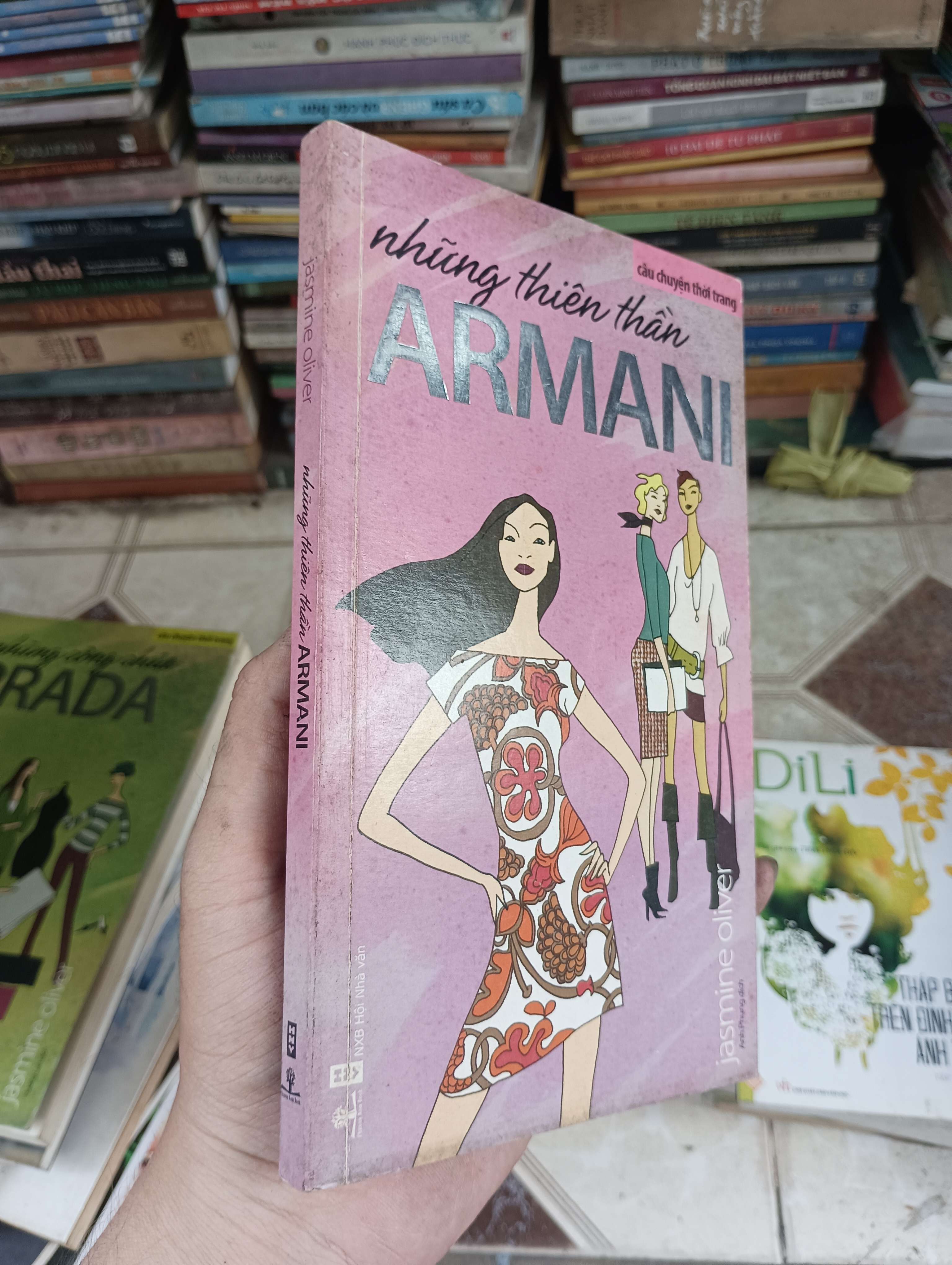 Những thiên thần ARMANI - Jasmine Oliver 2009 (Sách văn học) BGB