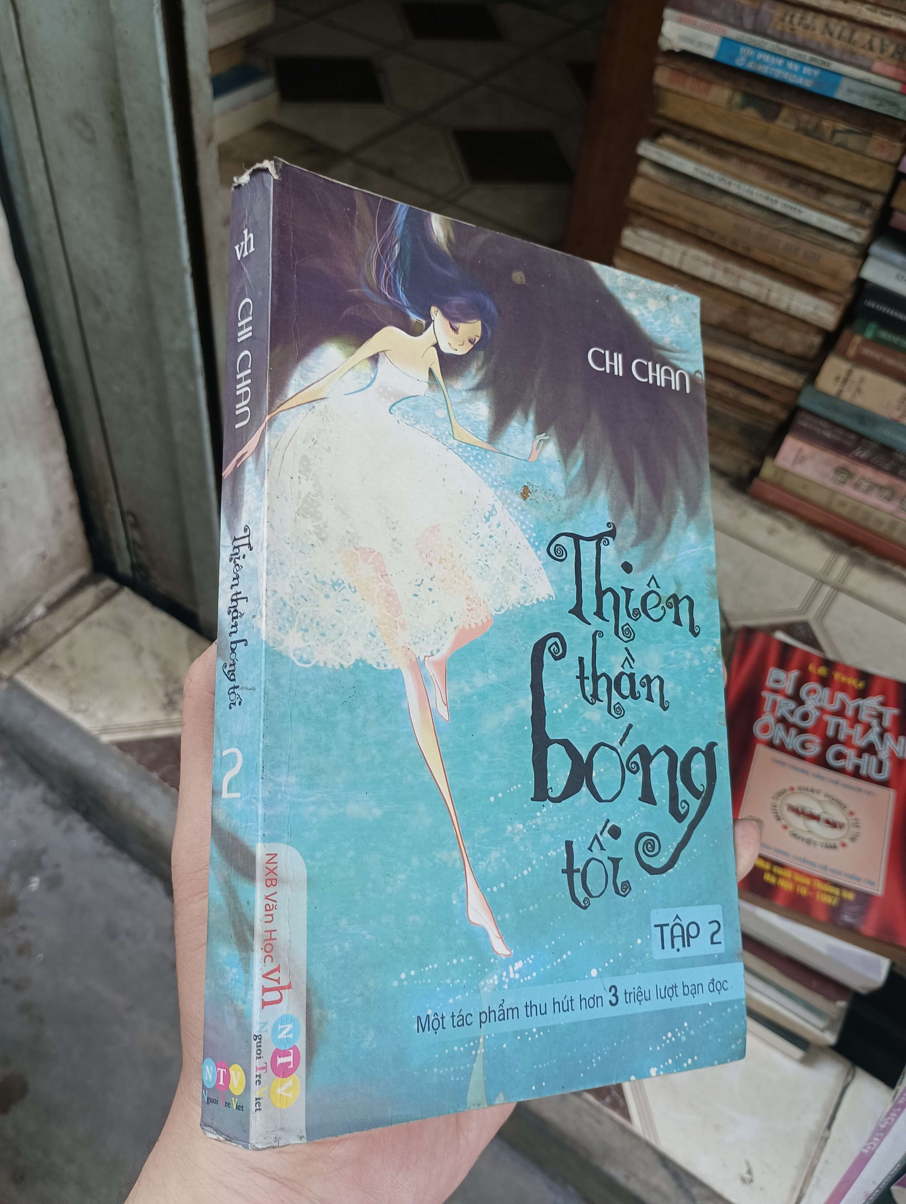 Thiên thần bóng tối (2012) - Tập 2 (Chi Chan) 2012 (Tiểu Thuyết) BGB