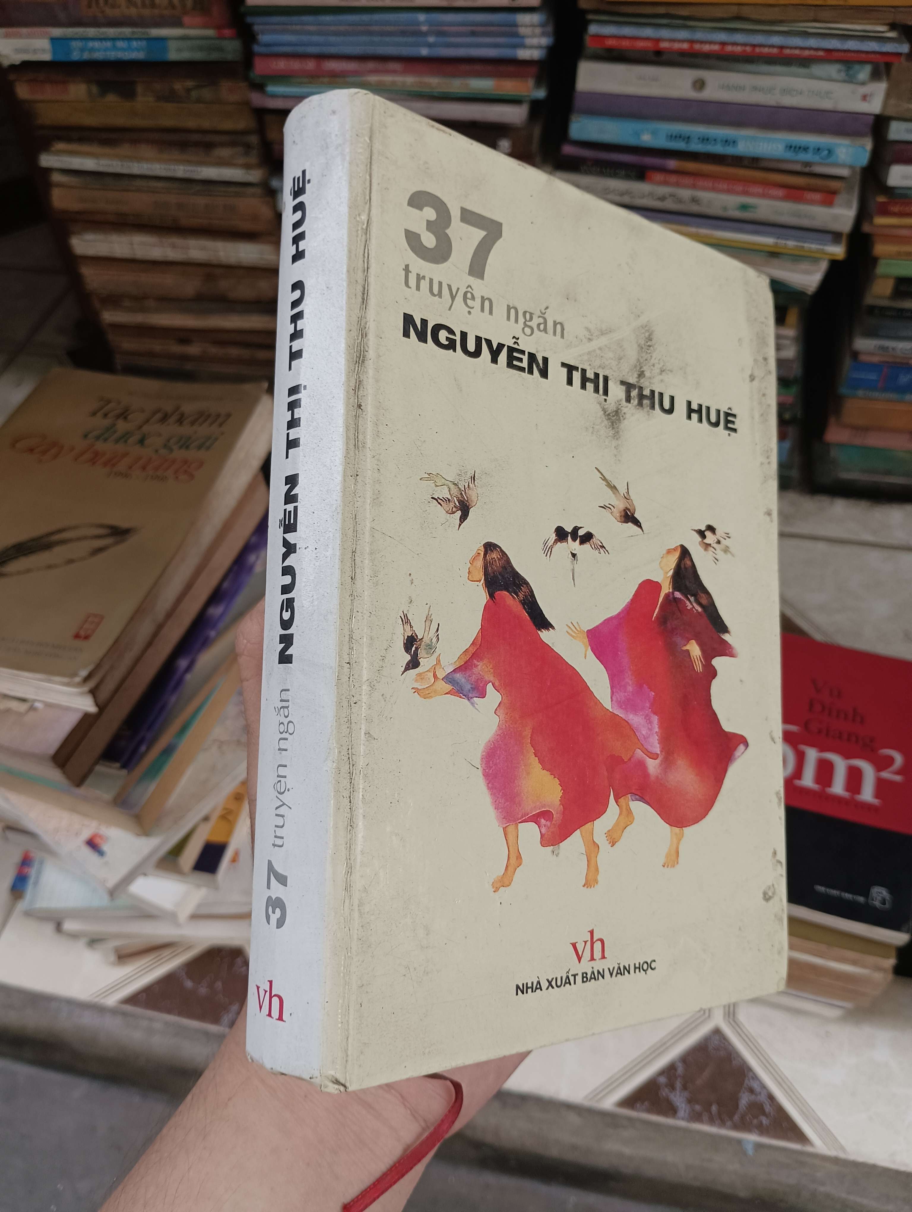 37 truyện ngắn - Nguyễn Thị Thu Huệ 2010 (Truyện Ngắn) BGB