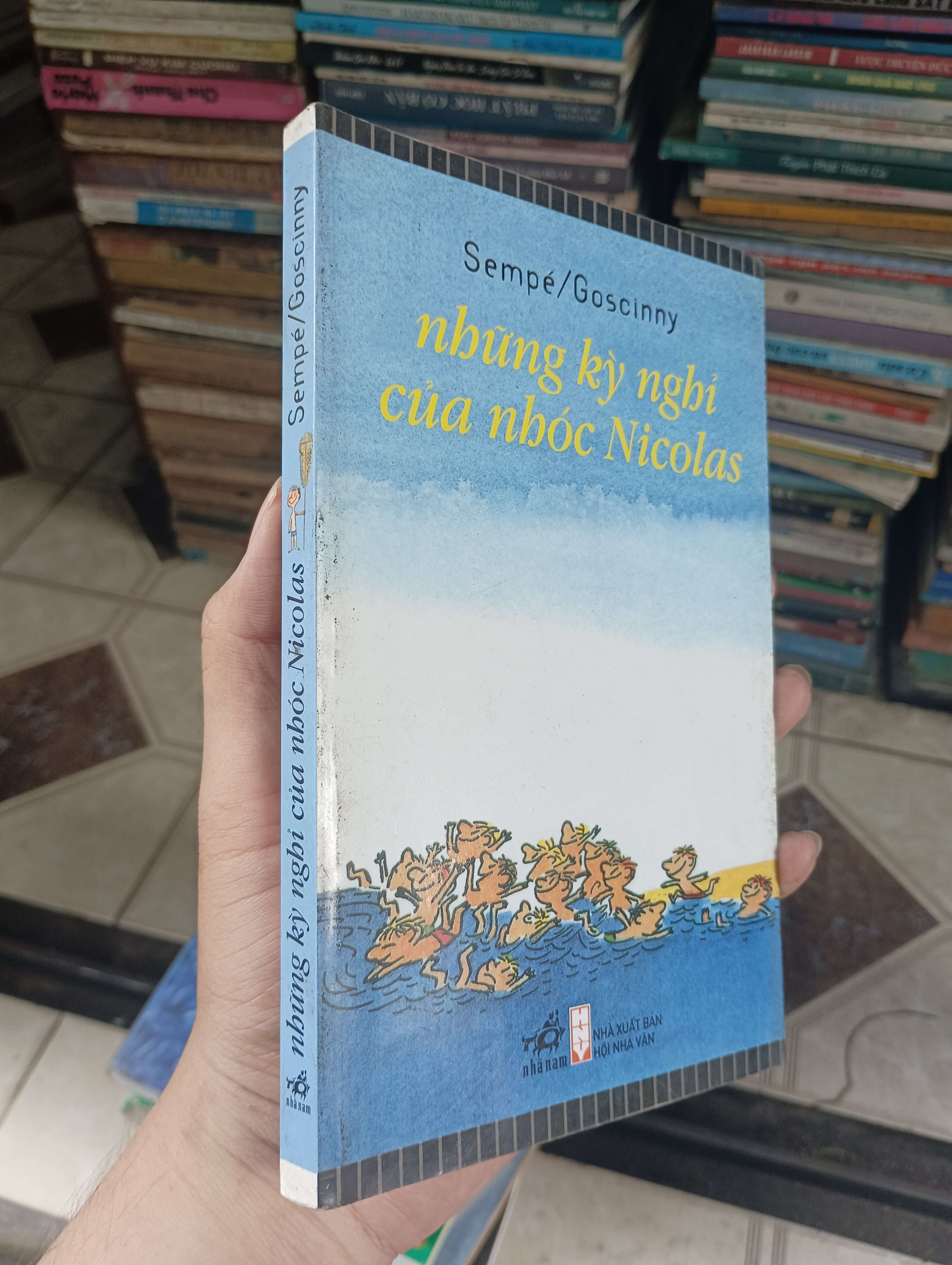 Những kỳ nghỉ của nhóc Nicolas - Sempé/Goscinny 2009 (Sách văn học) BGB