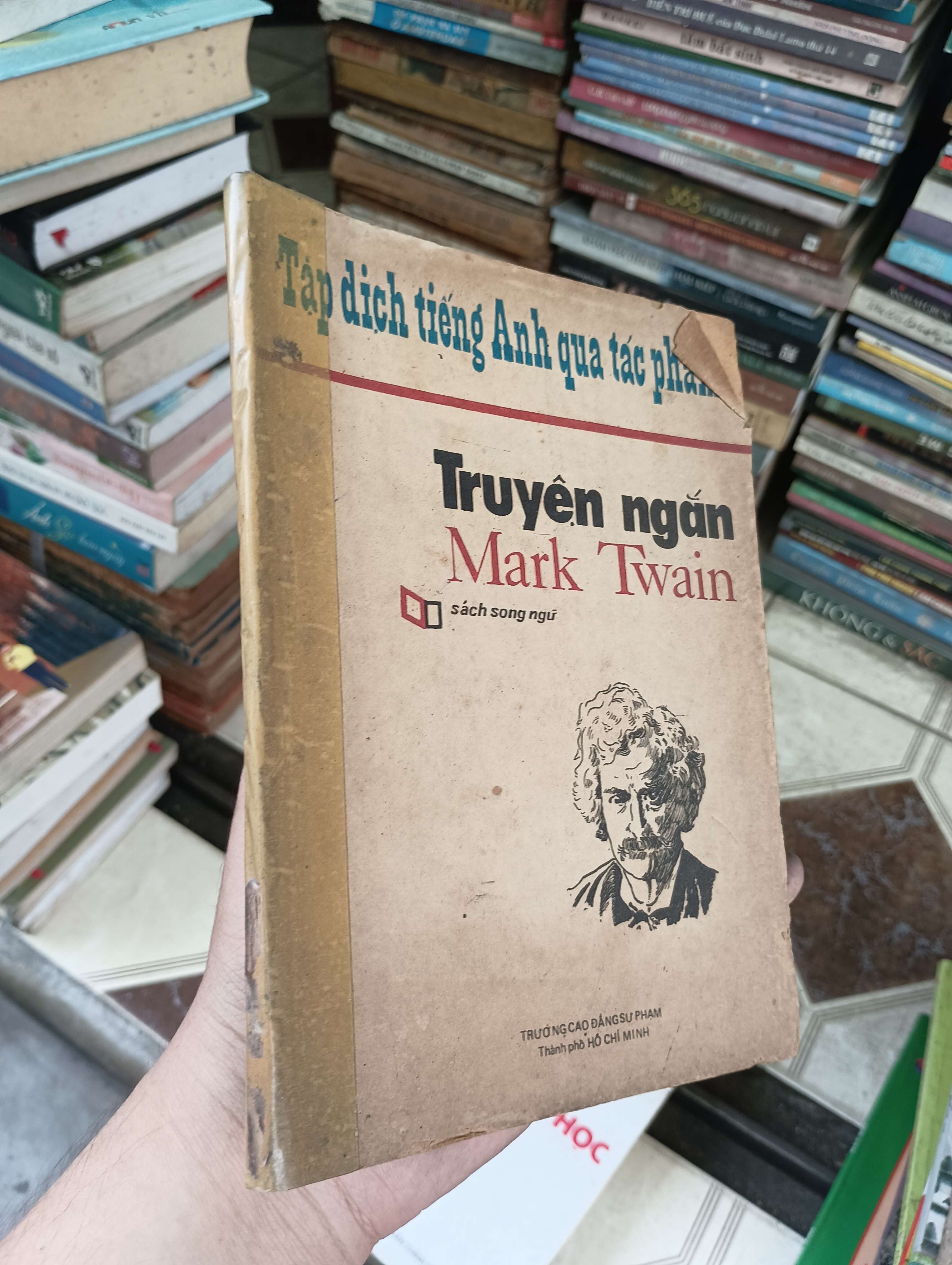 Truyện ngắn Mark Twain (Song ngữ) (Truyện Ngắn) BGB