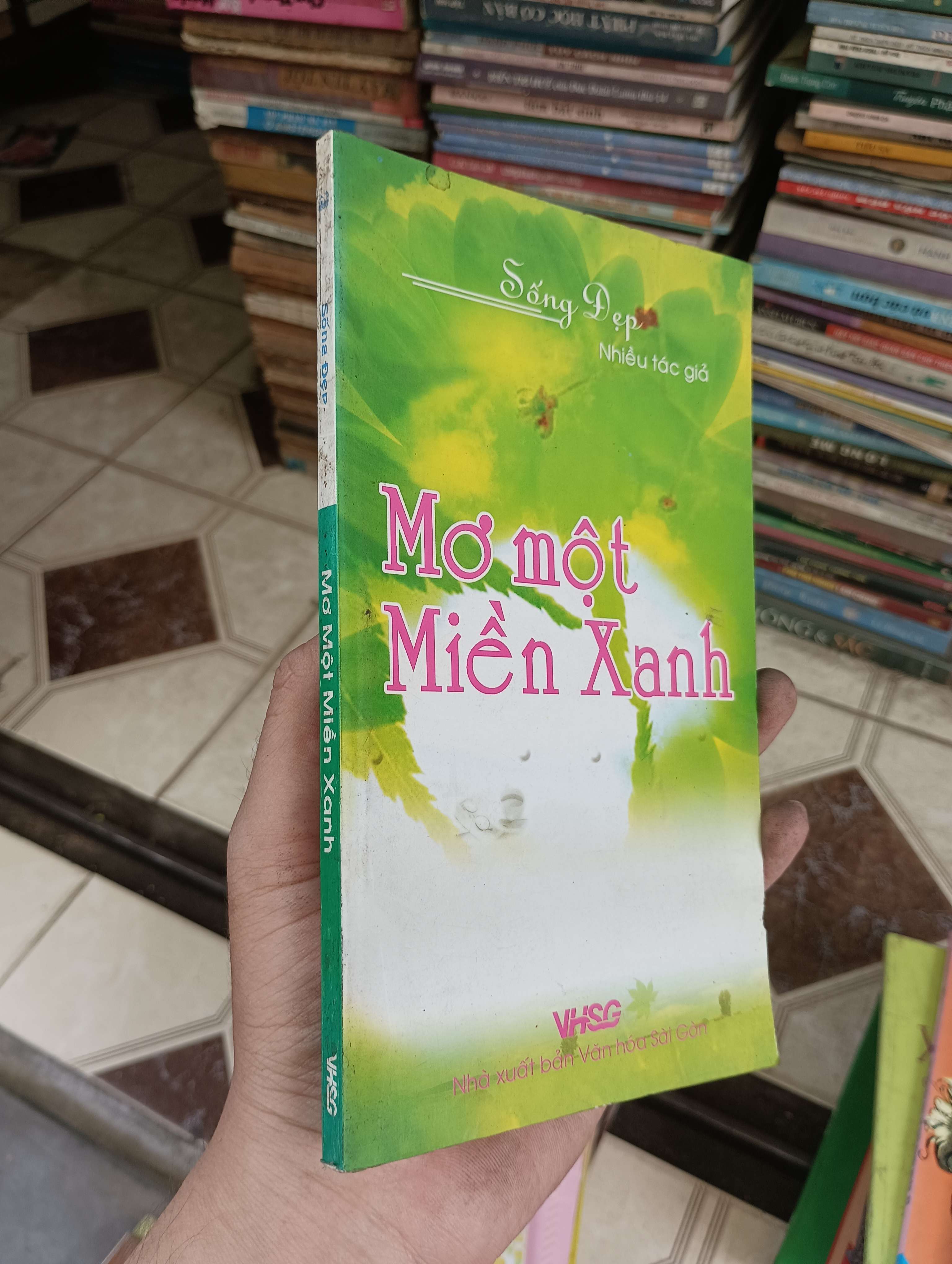 Mơ một miền xanh (Sống Đẹp) (Sách văn học) BGB