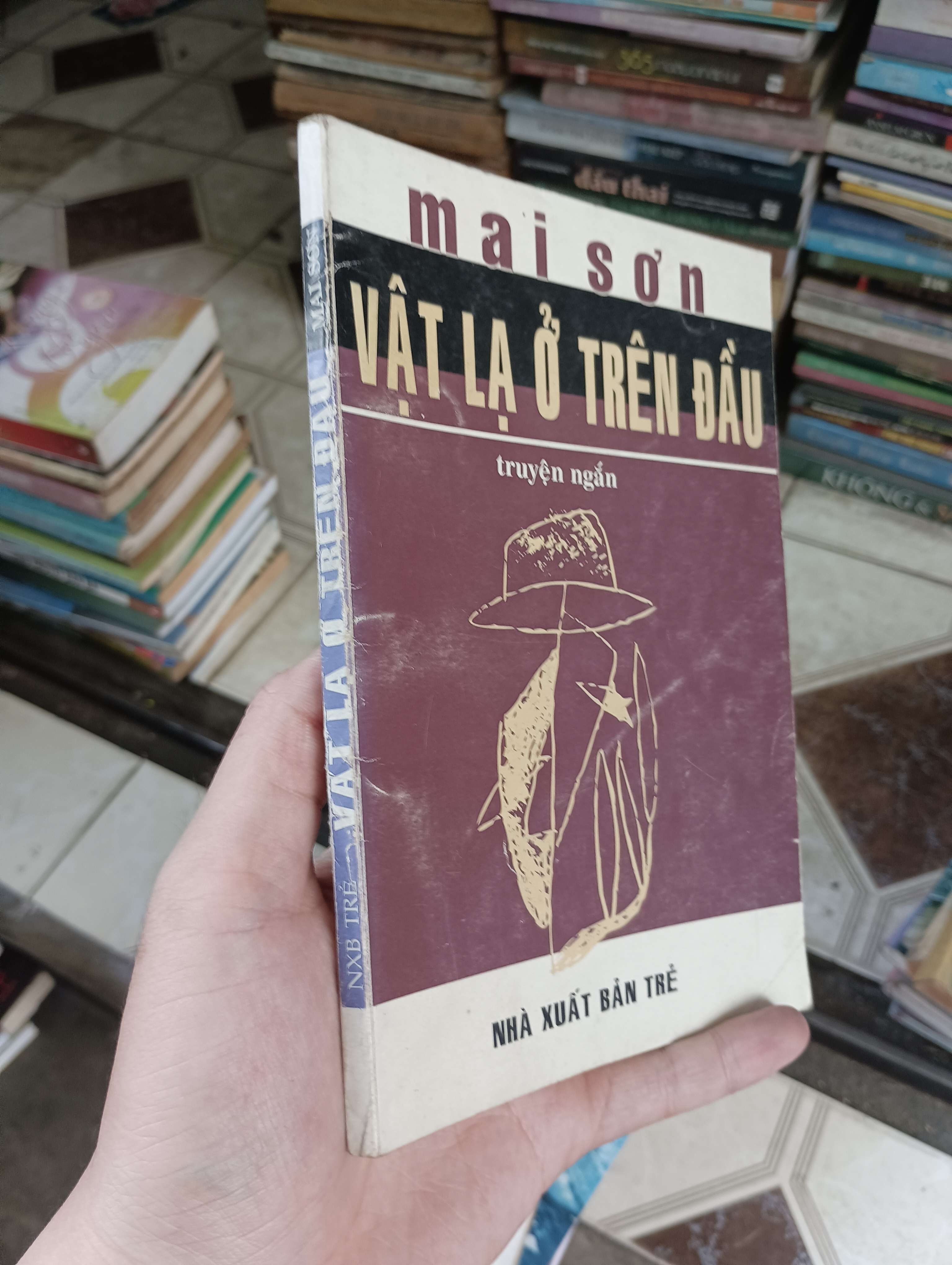 Vật lạ ở trên đầu - Mai Sơn 1997 (Truyện Ngắn) BGB