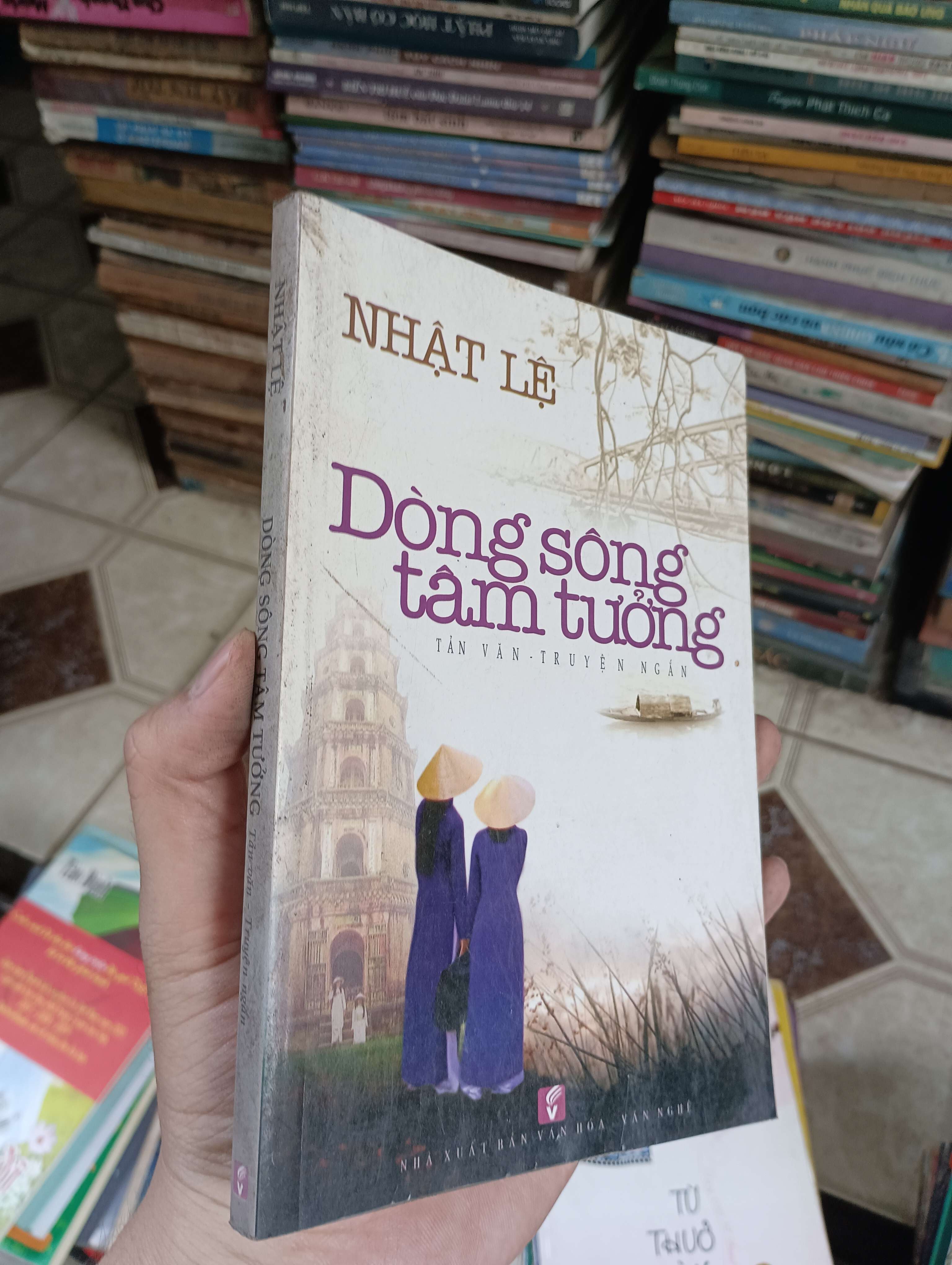 Dòng sông tâm tưởng - Nhật Lệ (Truyện Ngắn) BGB