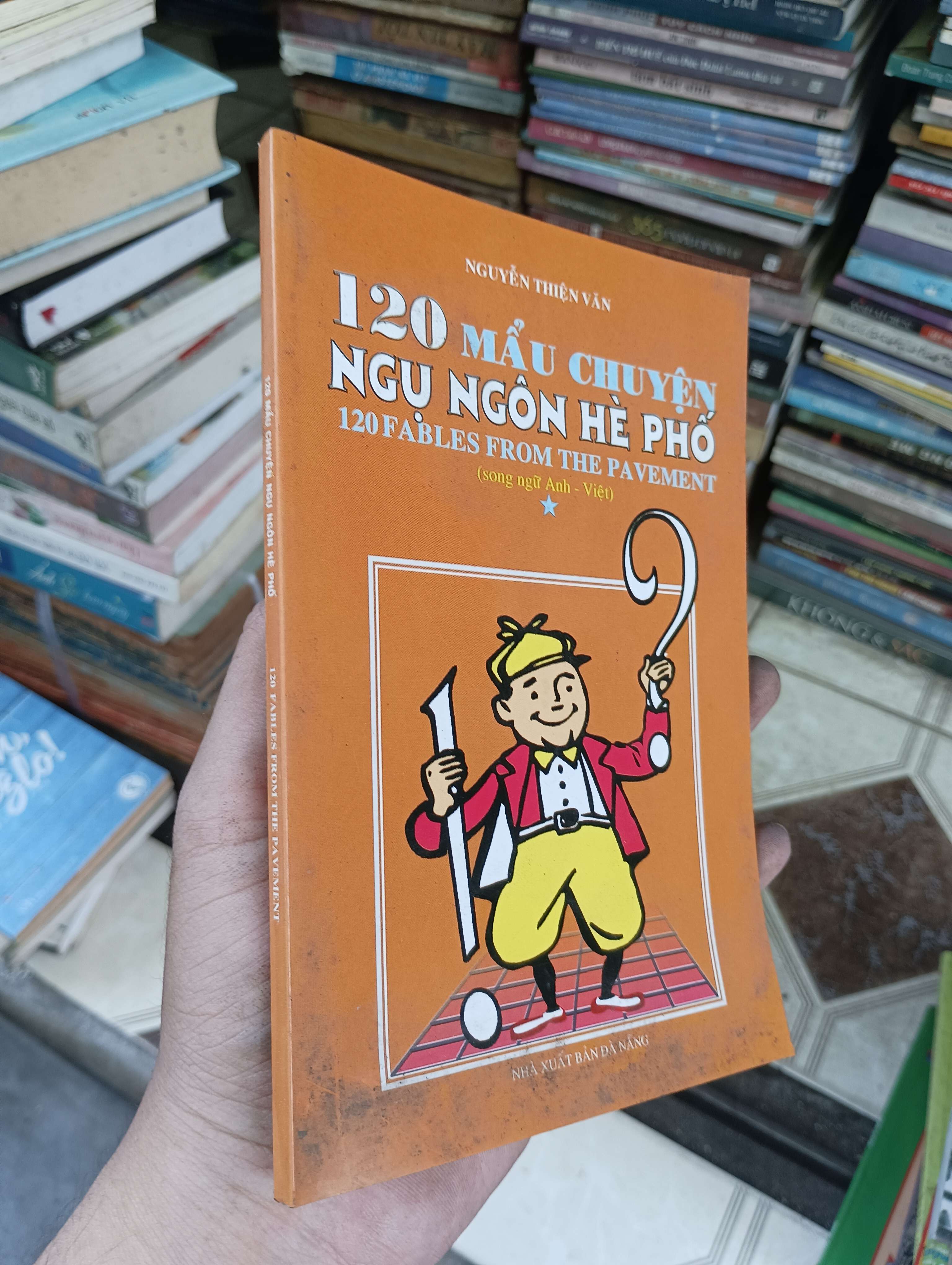 120 mẫu chuyện ngụ ngôn hè phố - Nguyễn Thiện Văn 2009 (Sách văn học) BGB