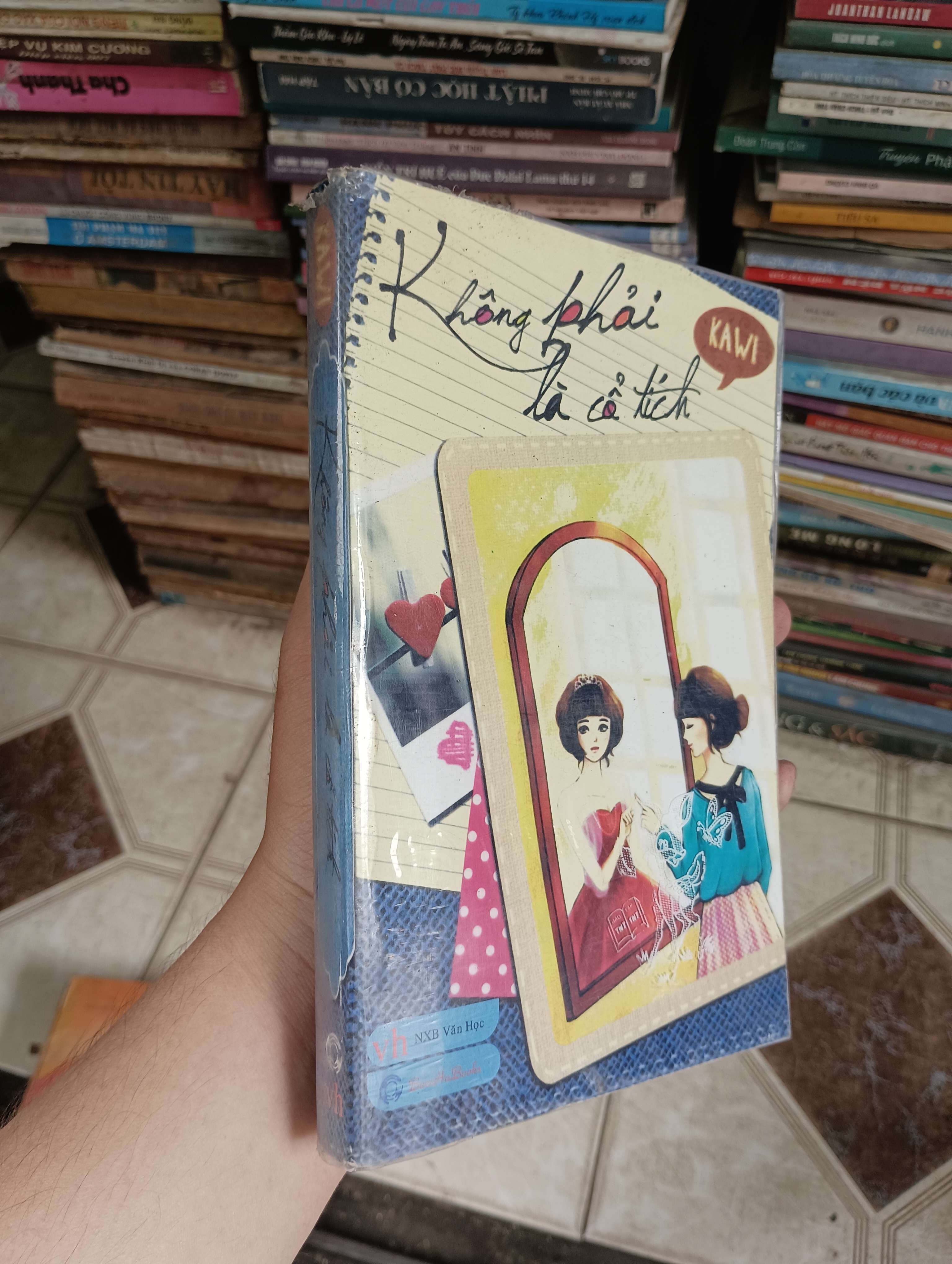 Không phải là cổ tích - Kawi 2013 (Sách văn học) BGB