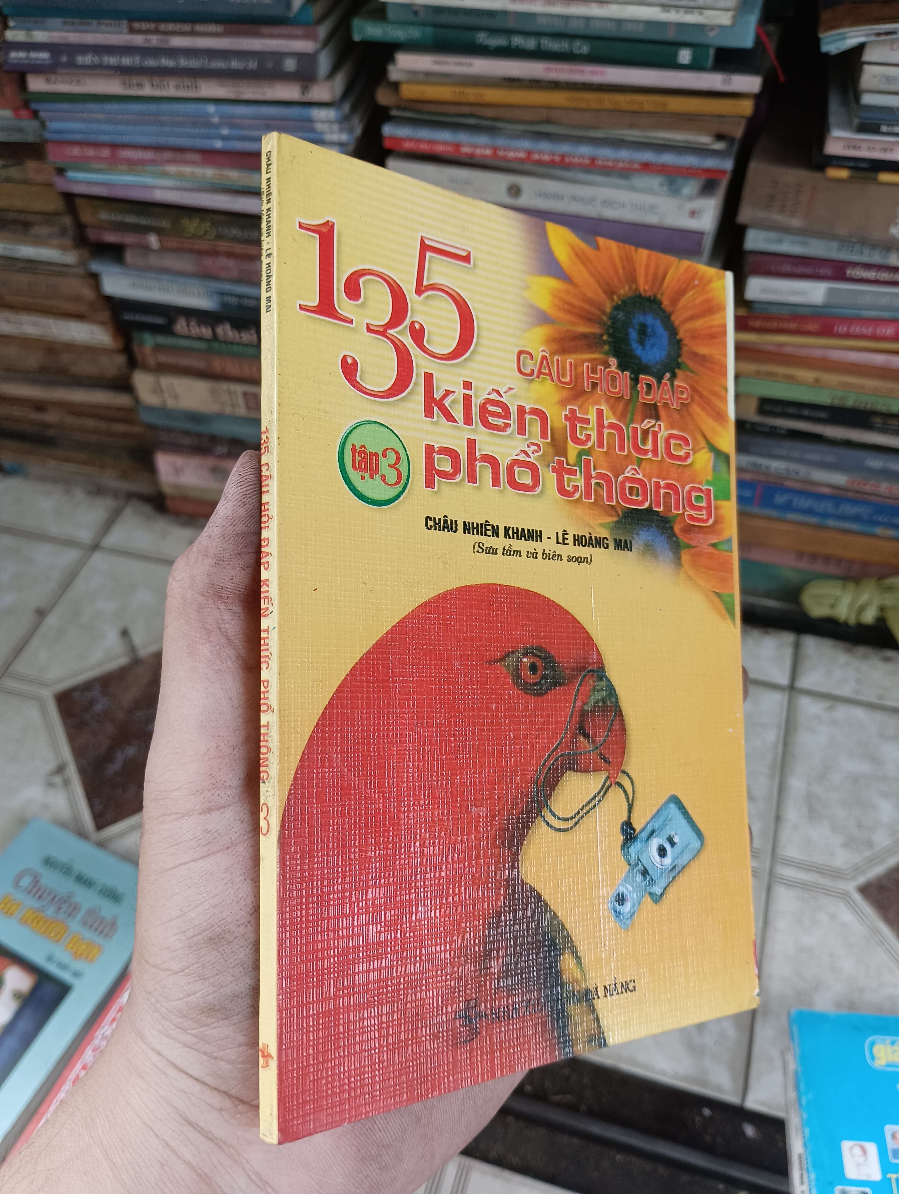 135 Câu Hỏi Đáp Kiến Thức Phổ Thông - Tập 3 (Châu Nhiên Khanh - Lê Hoàng Mai) (Sách kiến thức tổng hợp) BGB