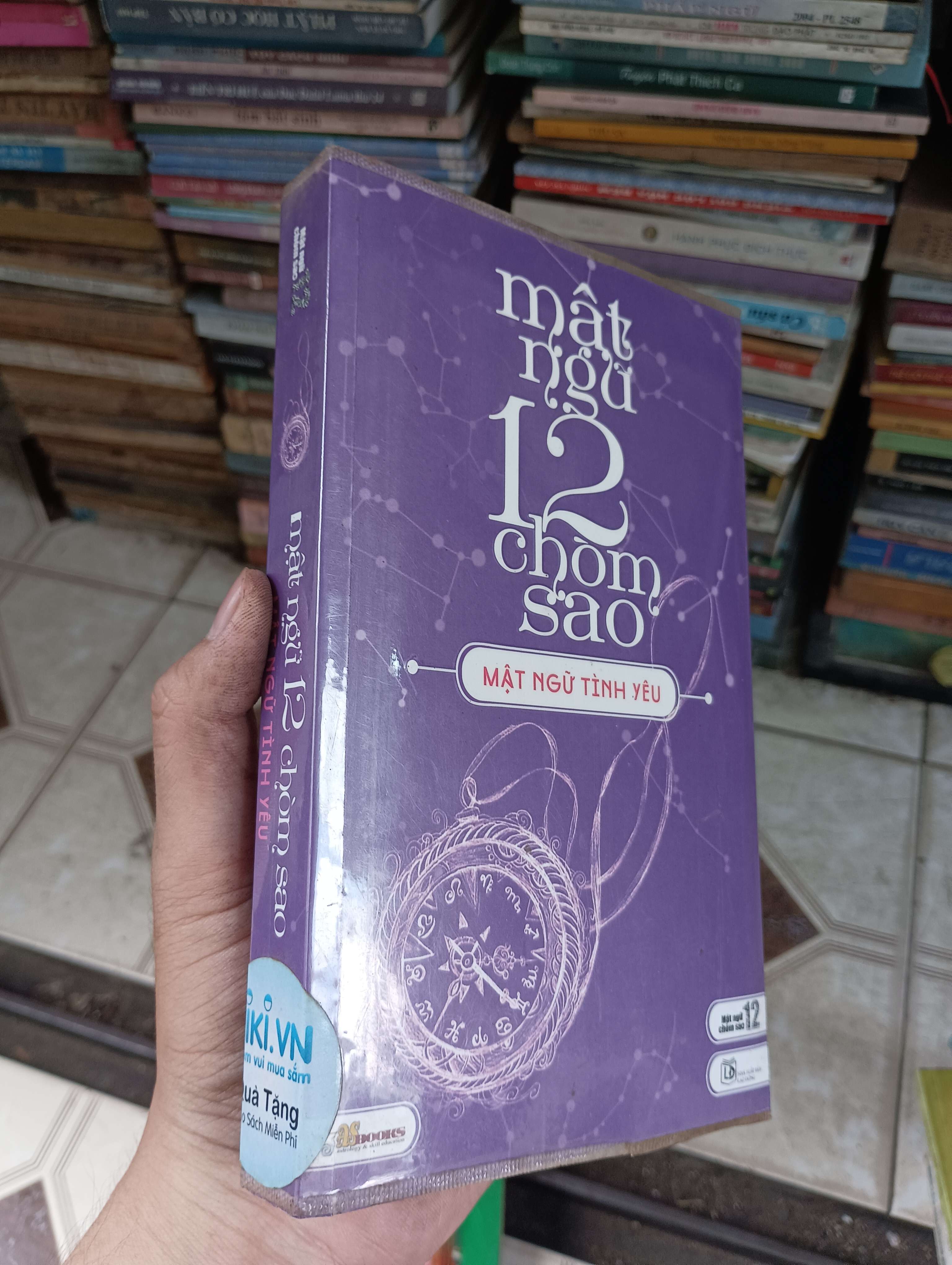 Mật Ngữ 12 Chòm Sao - Mật Ngữ Tình Yêu (Sách tâm lý học - giới tính) BGB