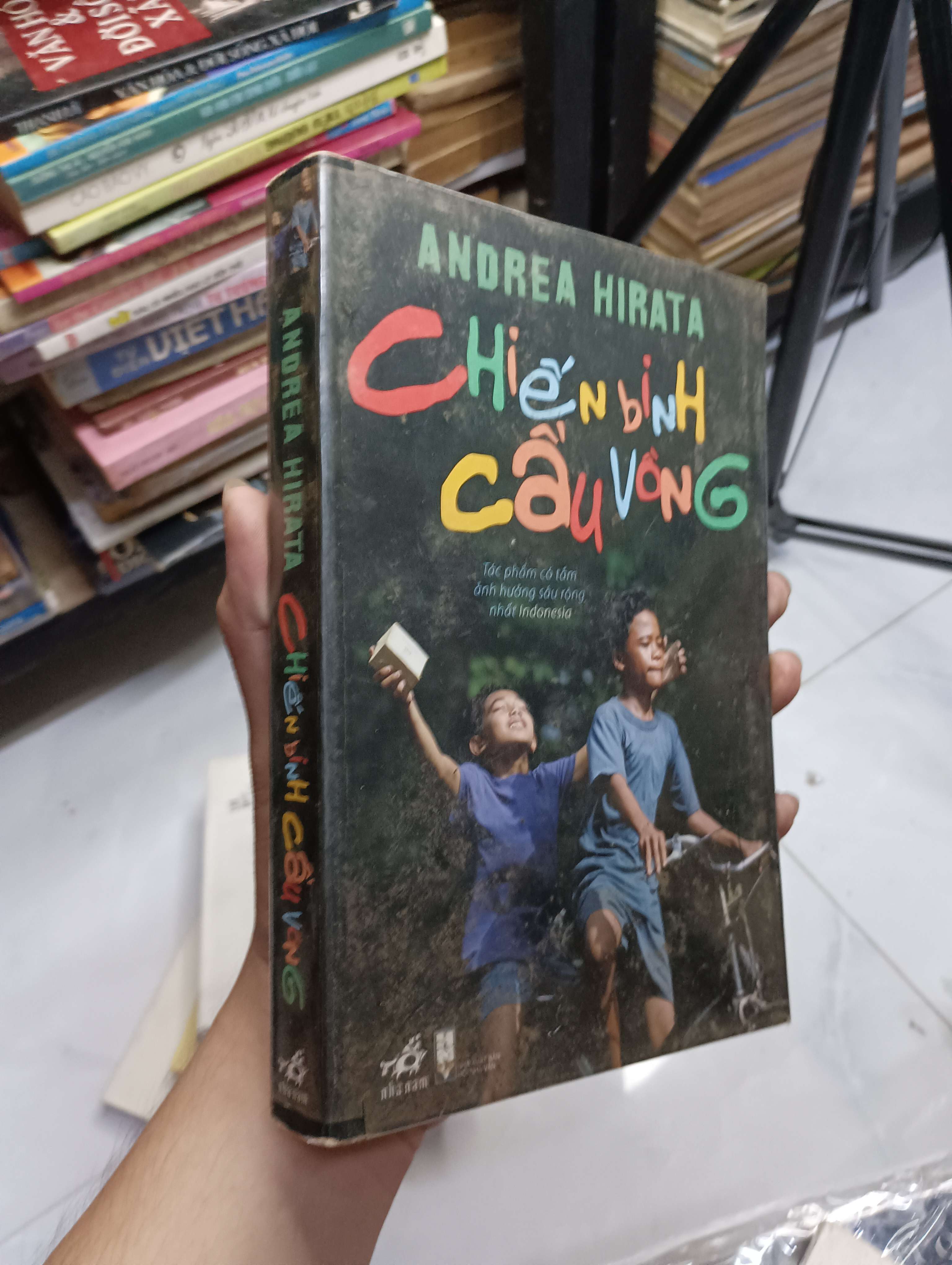 Chiến Binh Cầu Vòng - Andrea Hirata 2015 80% (Tiểu Thuyết) HCM