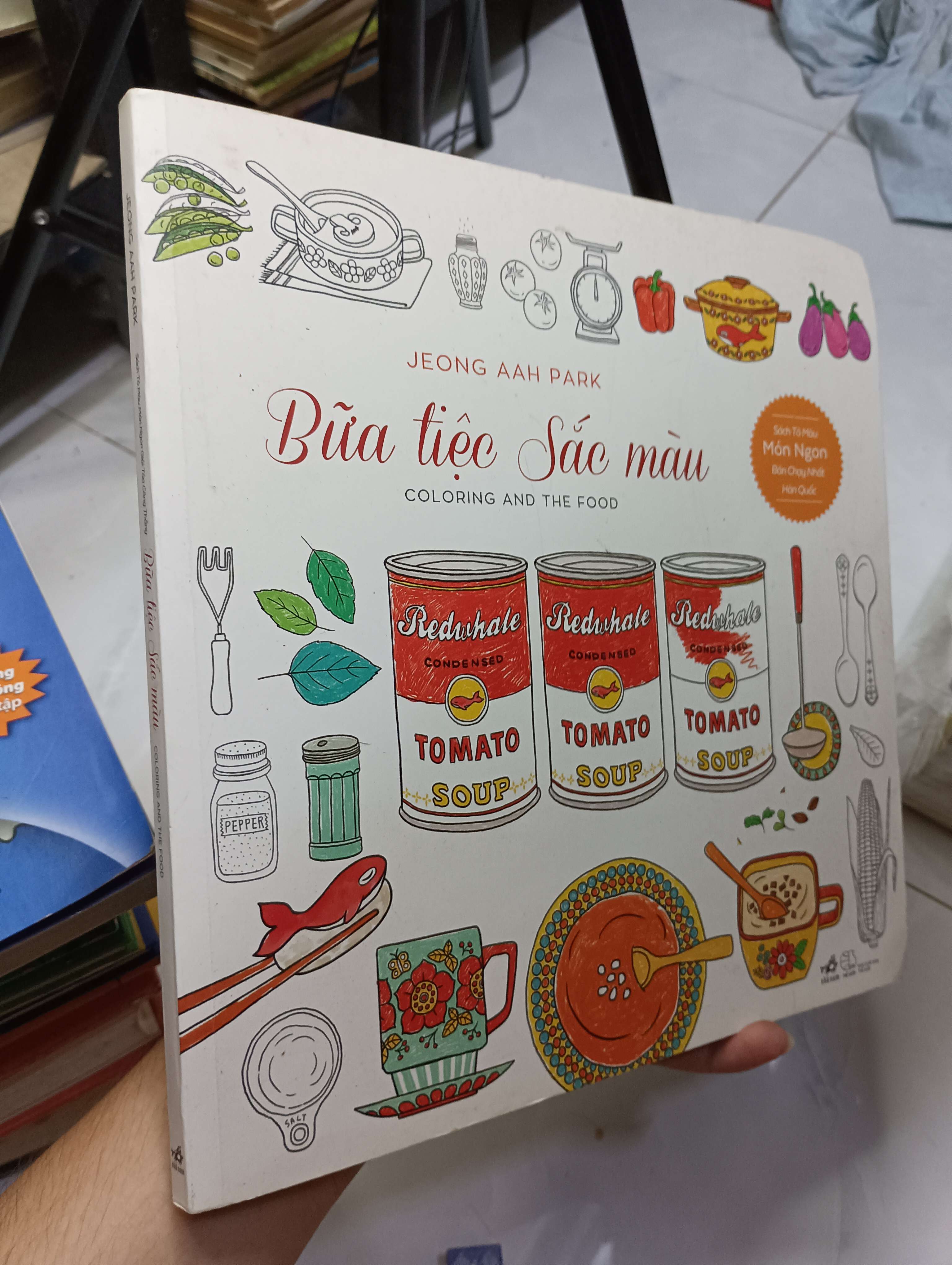 Bữa tiệc sắc màu (Coloring and the Food) - Jeong Aah Park 2015 80% (Sách thiếu nhi) HCM