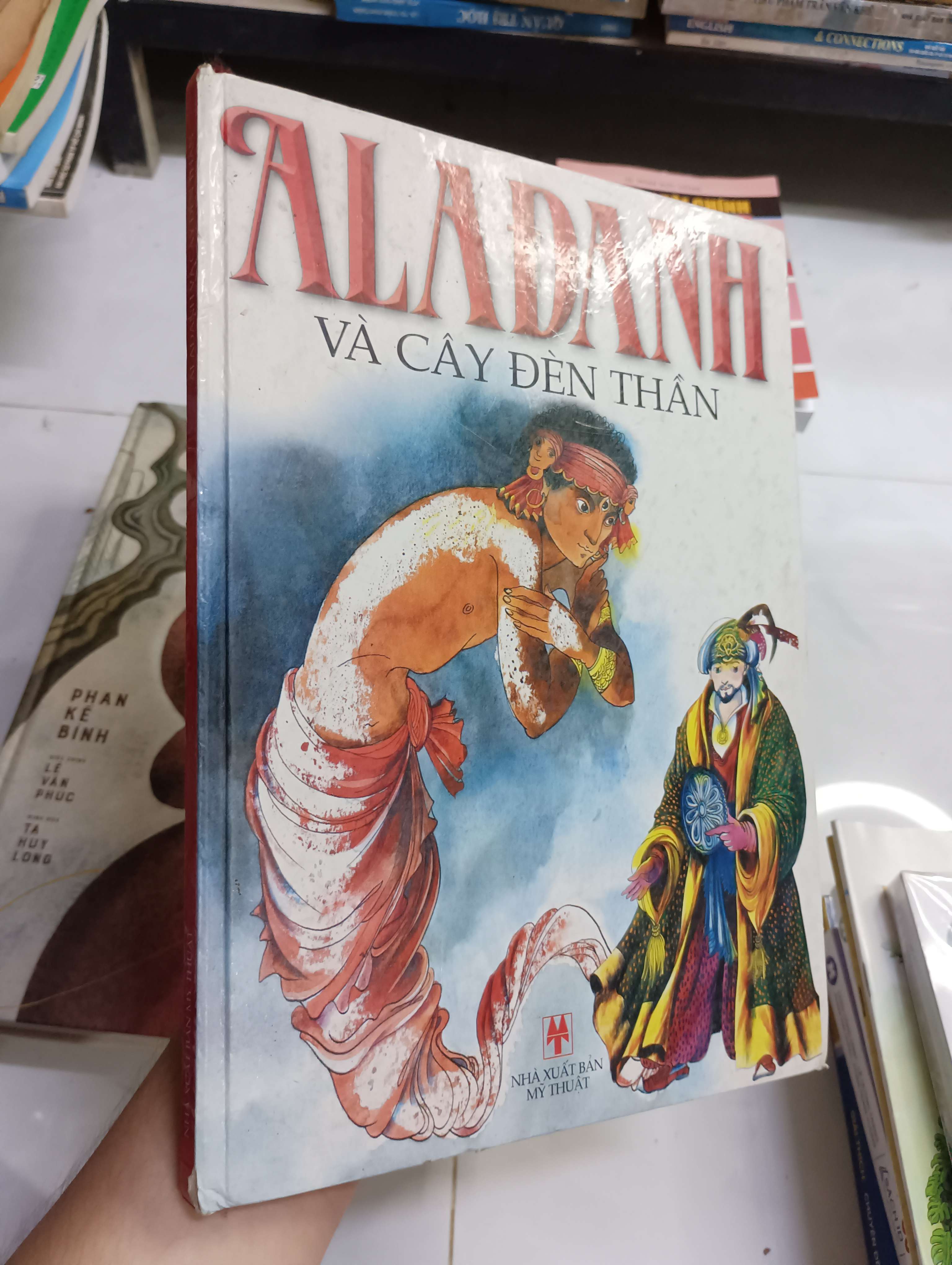 Aladanh và cây đèn thần 2003 80% ố có viết (Sách thiếu nhi) HCM
