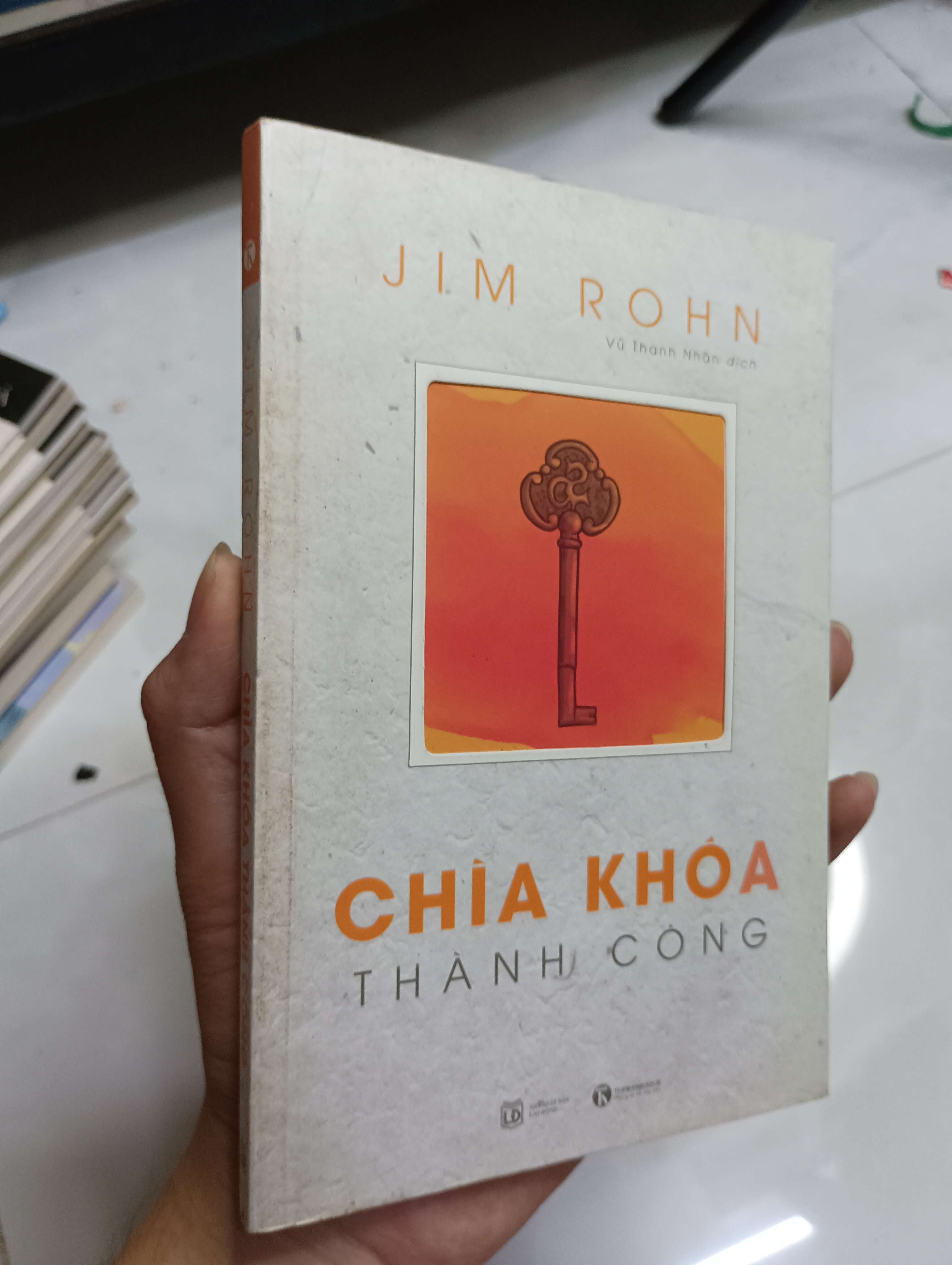 CHÌA KHÓA THÀNH CÔNG - JIM ROHN 2016 80% ố (Kỹ năng sống) HCM