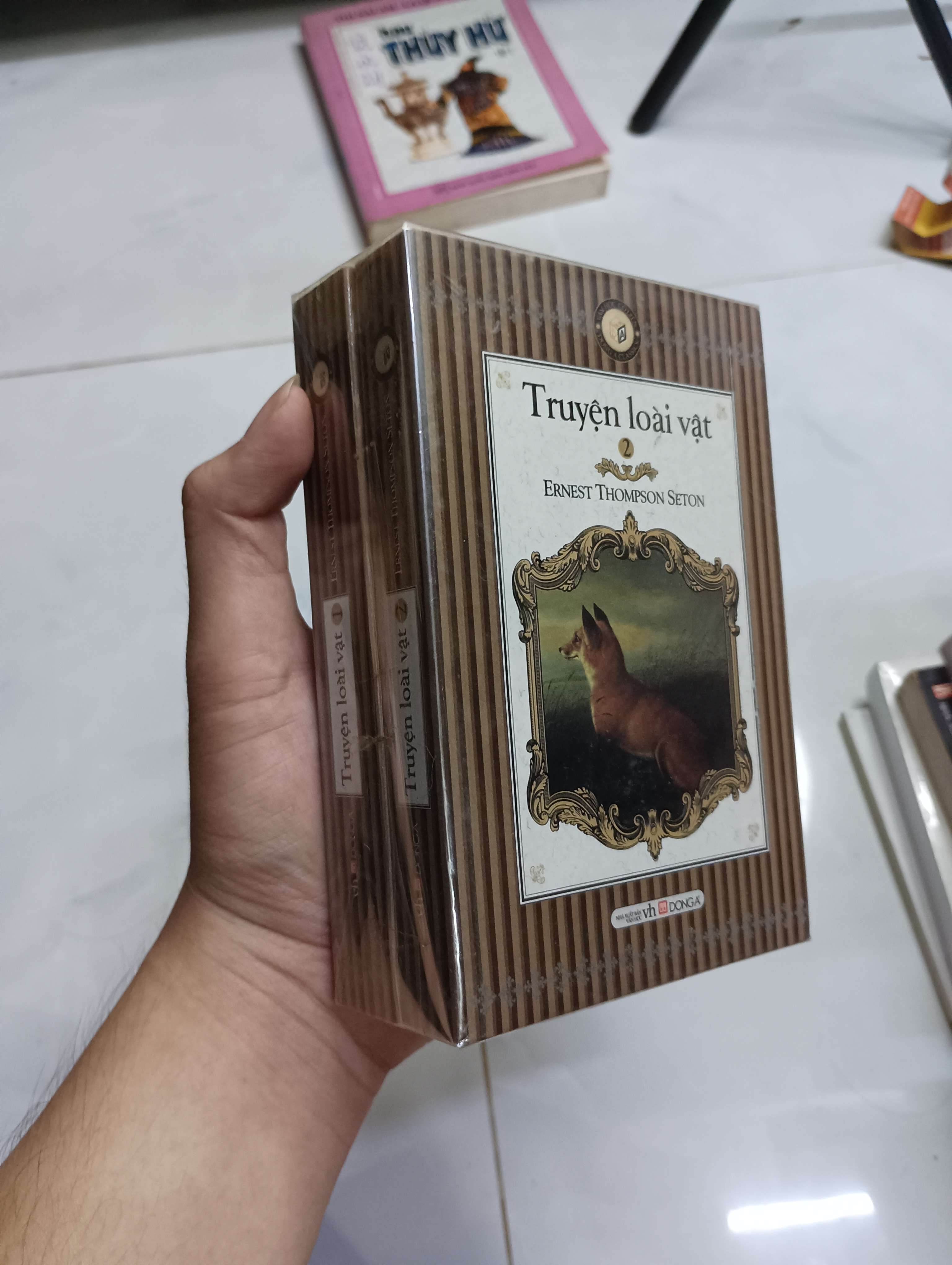 Truyện loài vật (2 quyển) - Ernest Thompson Seton 0.9 (Sách văn học) HCM
