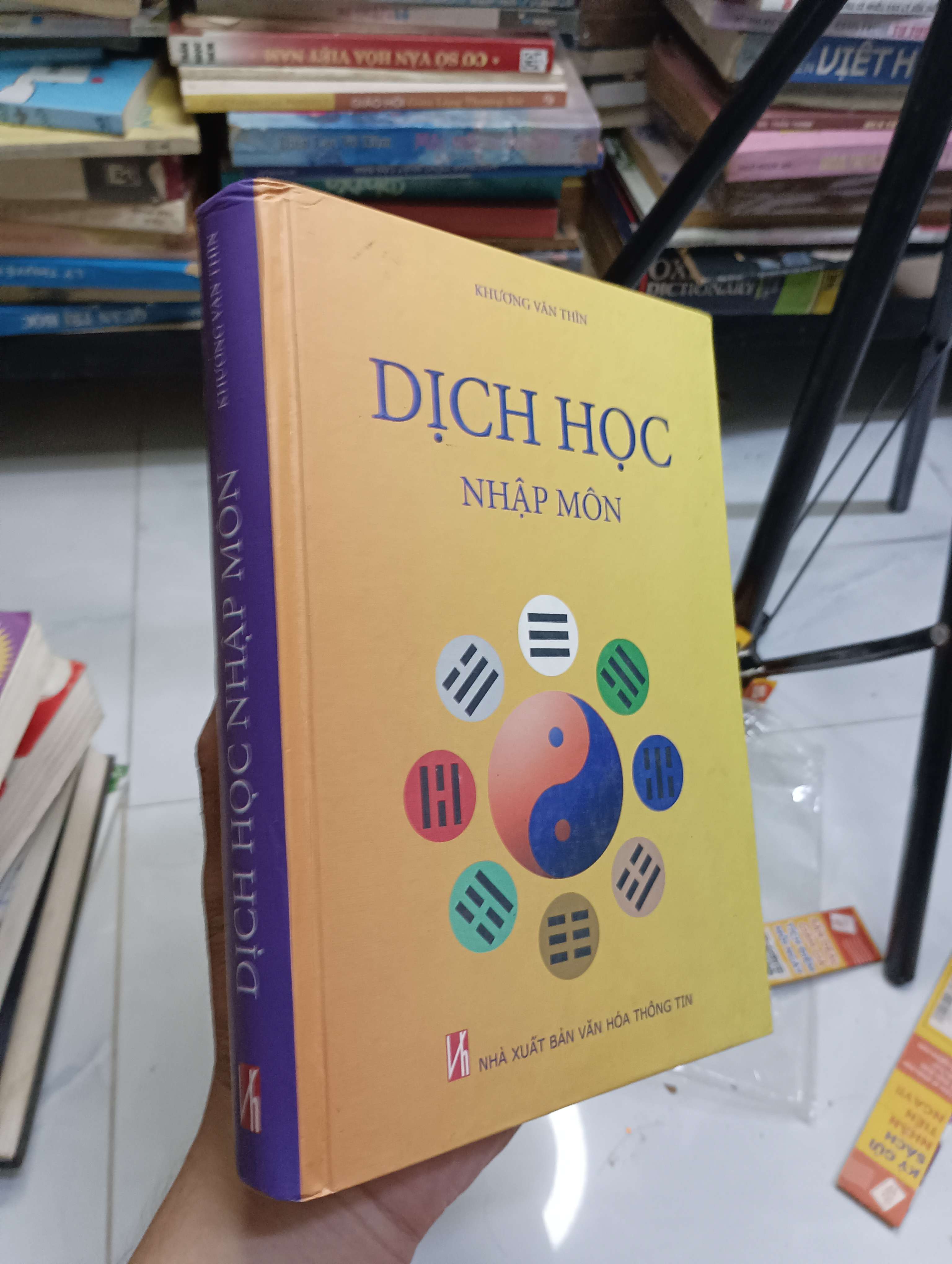 DỊCH HỌC NHẬP MÔN - KHƯƠNG VĂN THÍN 2010 80% (Sách văn học) HCM