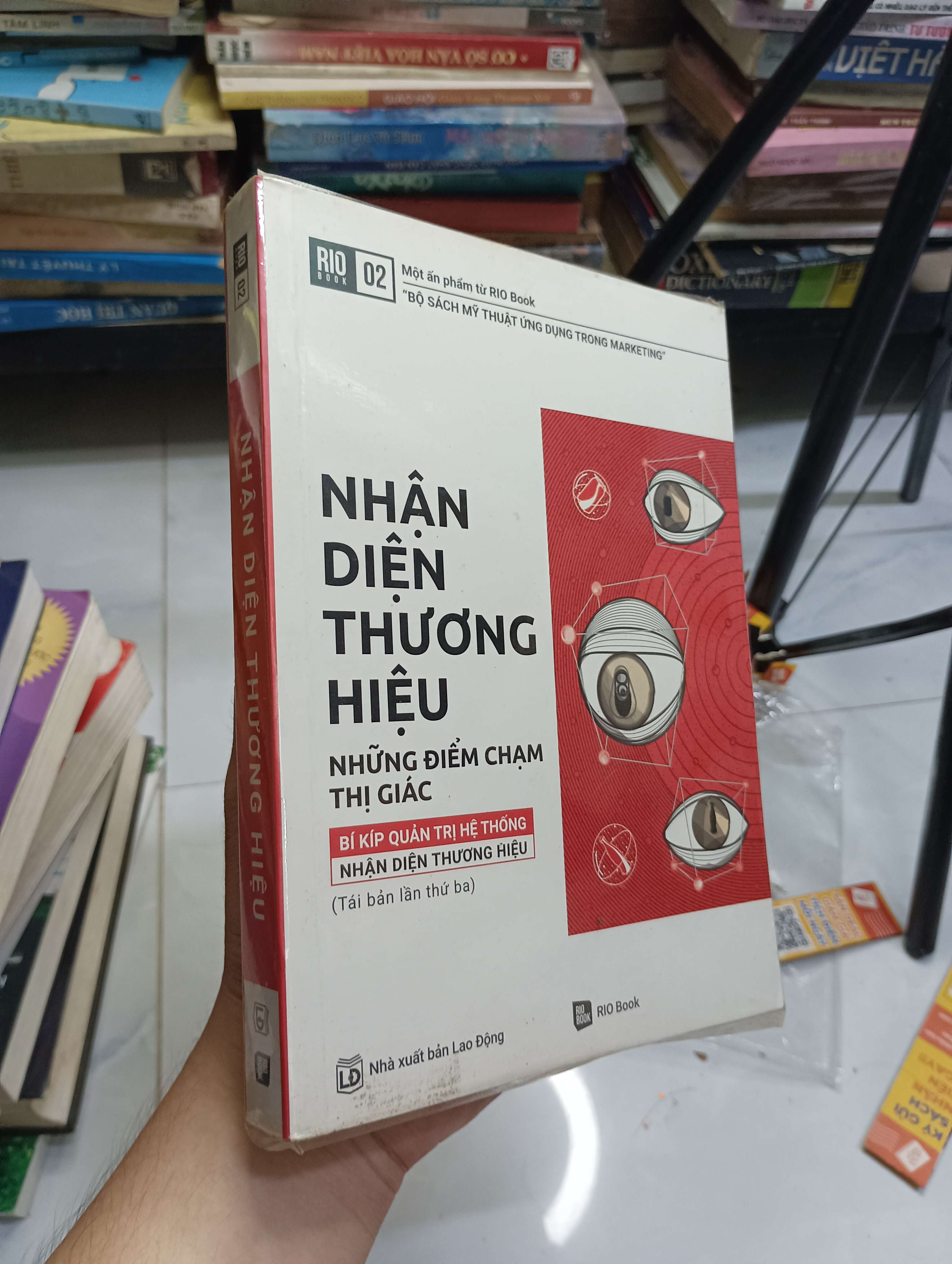 Nhận Diện Thương Hiệu - Những Điểm Chạm Thị Giác 2019 90% (Kinh doanh - Marketing) HCM