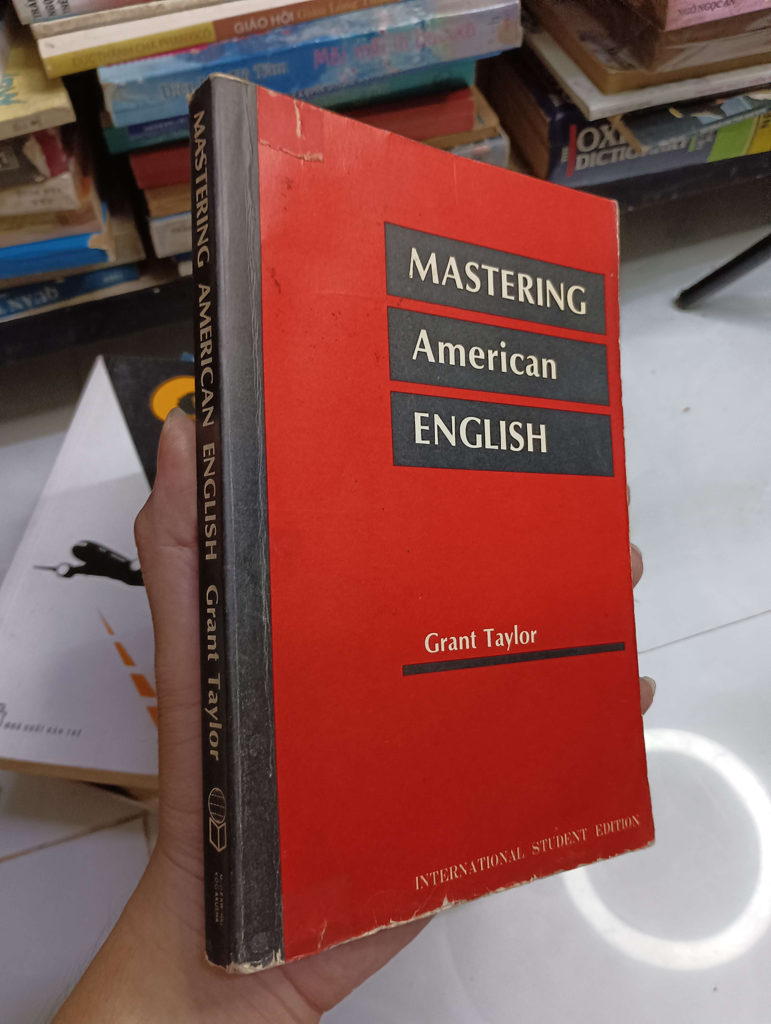 MASTERING American ENGLISH - Grant Taylor 70% ố bìa xấu (Sách học ngoại ngữ) HCM