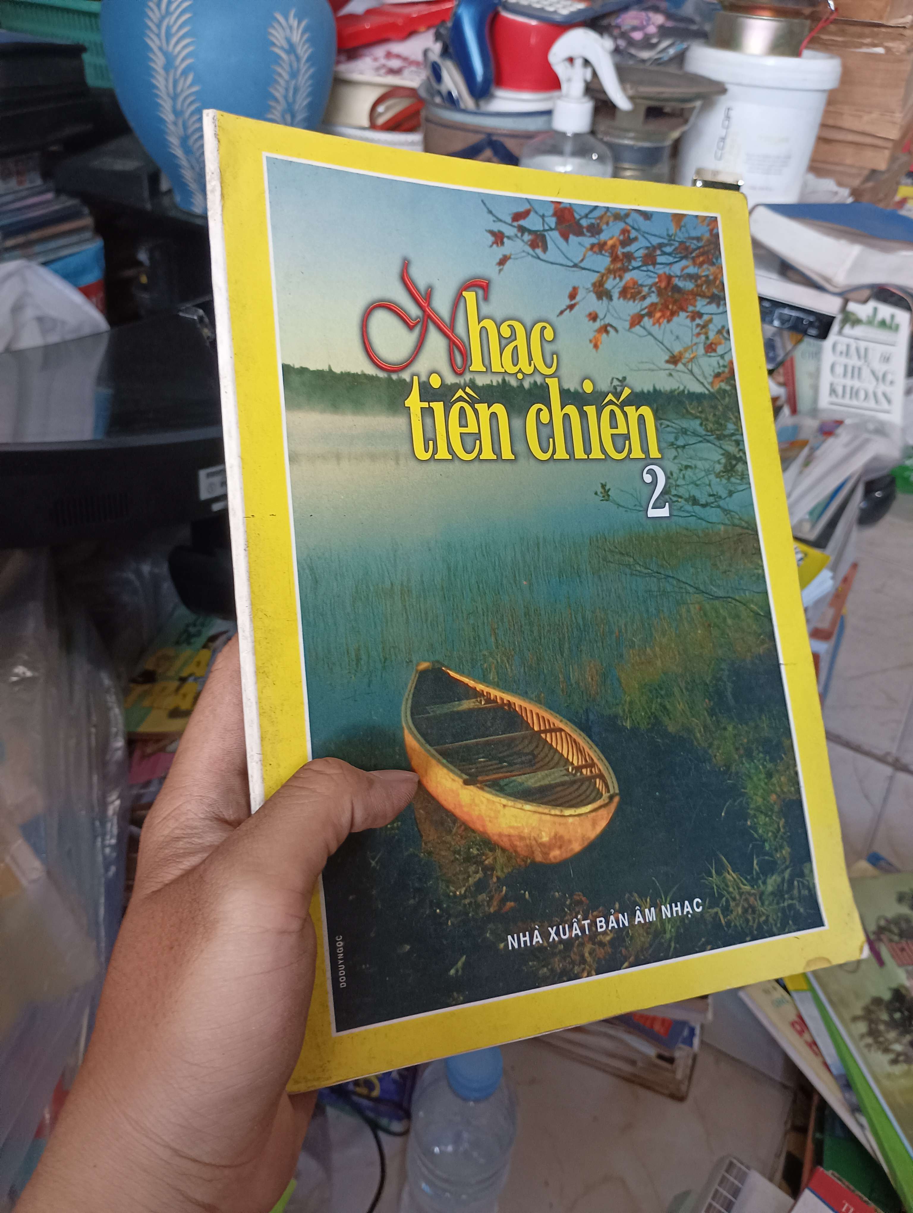 Nhạc tiền chiến 2 1997 (Sách văn học) KSX