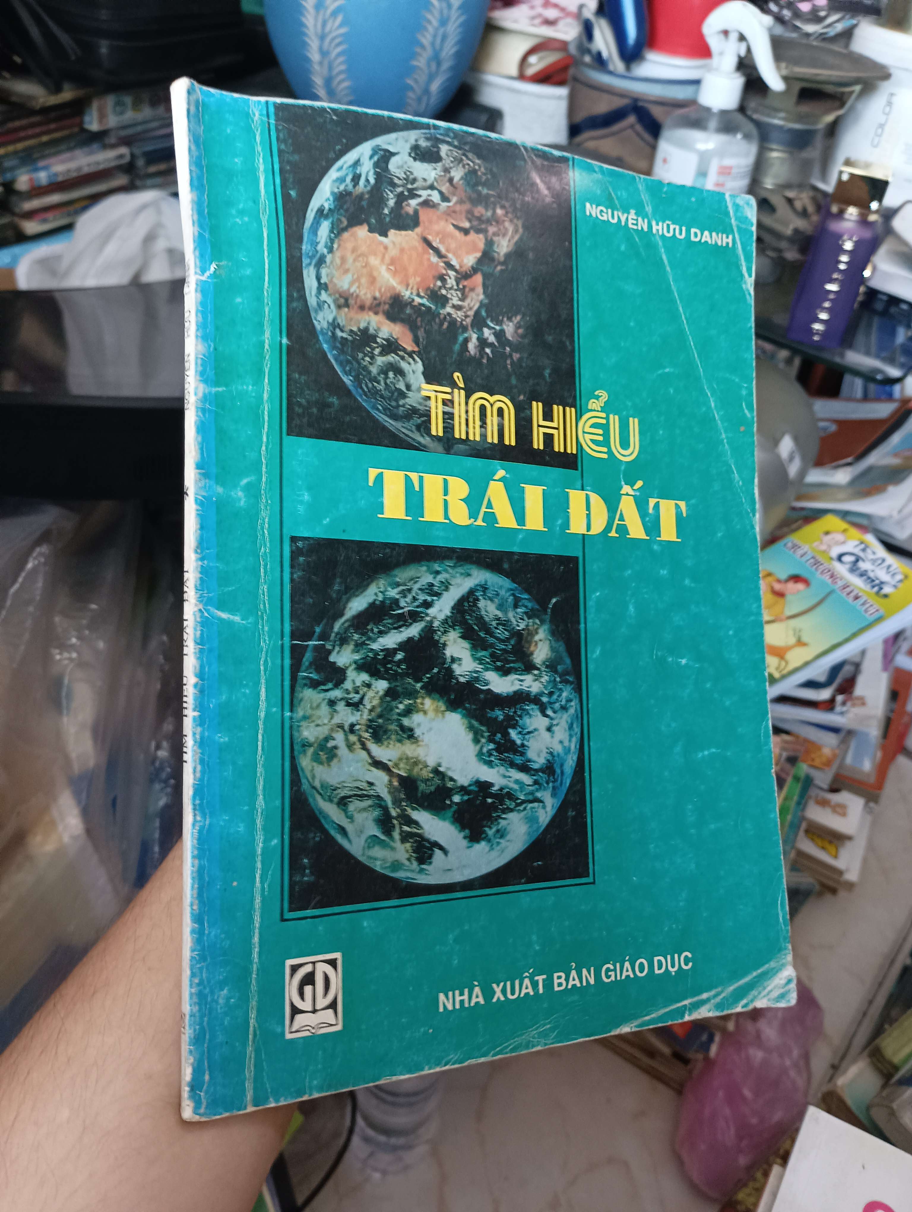 TÌM HIỂU TRÁI ĐẤT - NGUYỄN HỮU DANH 1999 (Sách kiến thức tổng hợp) KSX