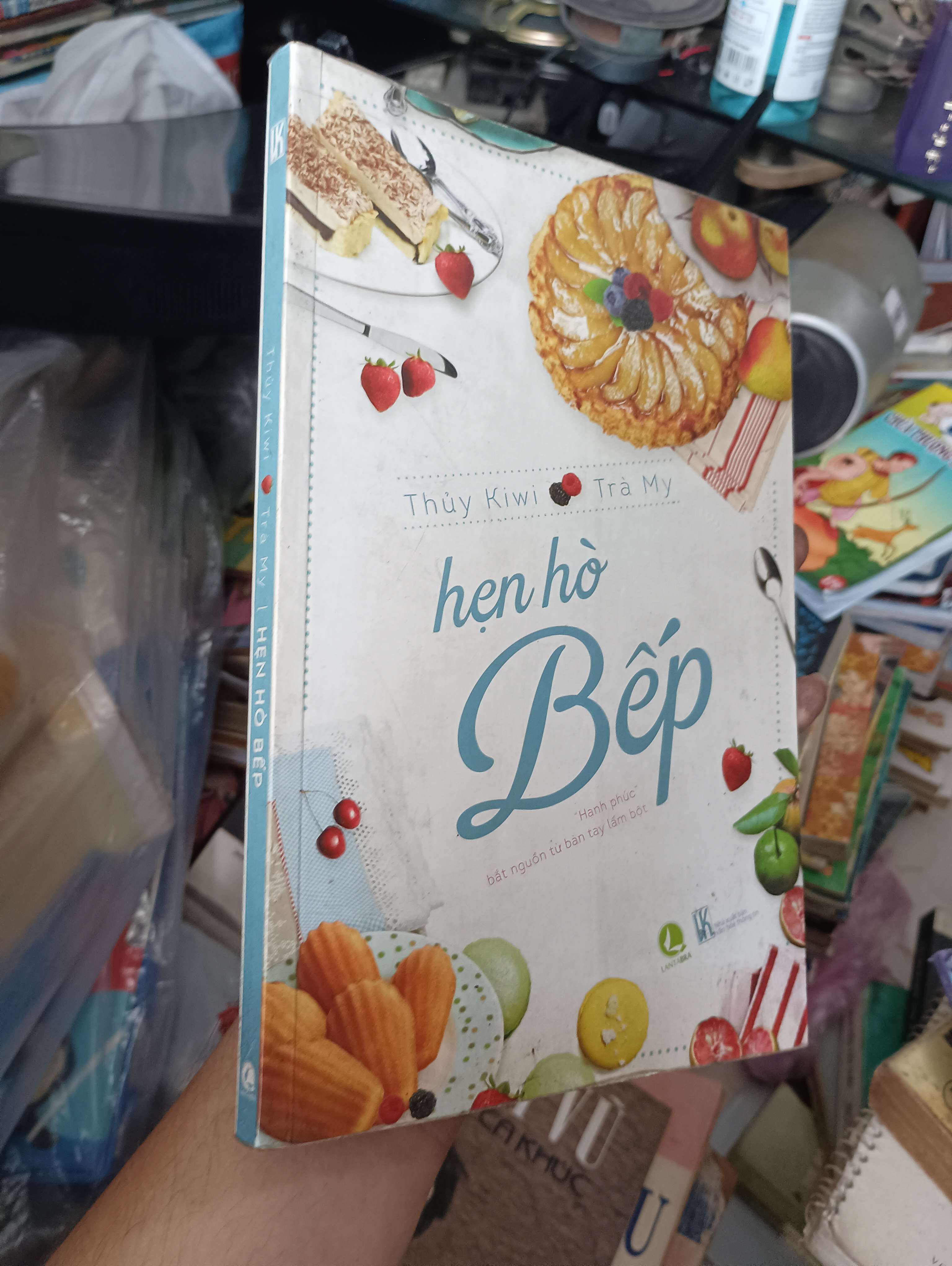 hẹn hò Bếp - Thùy Kiwi, Trà My 2014 (Sách kiến thức tổng hợp) KSX