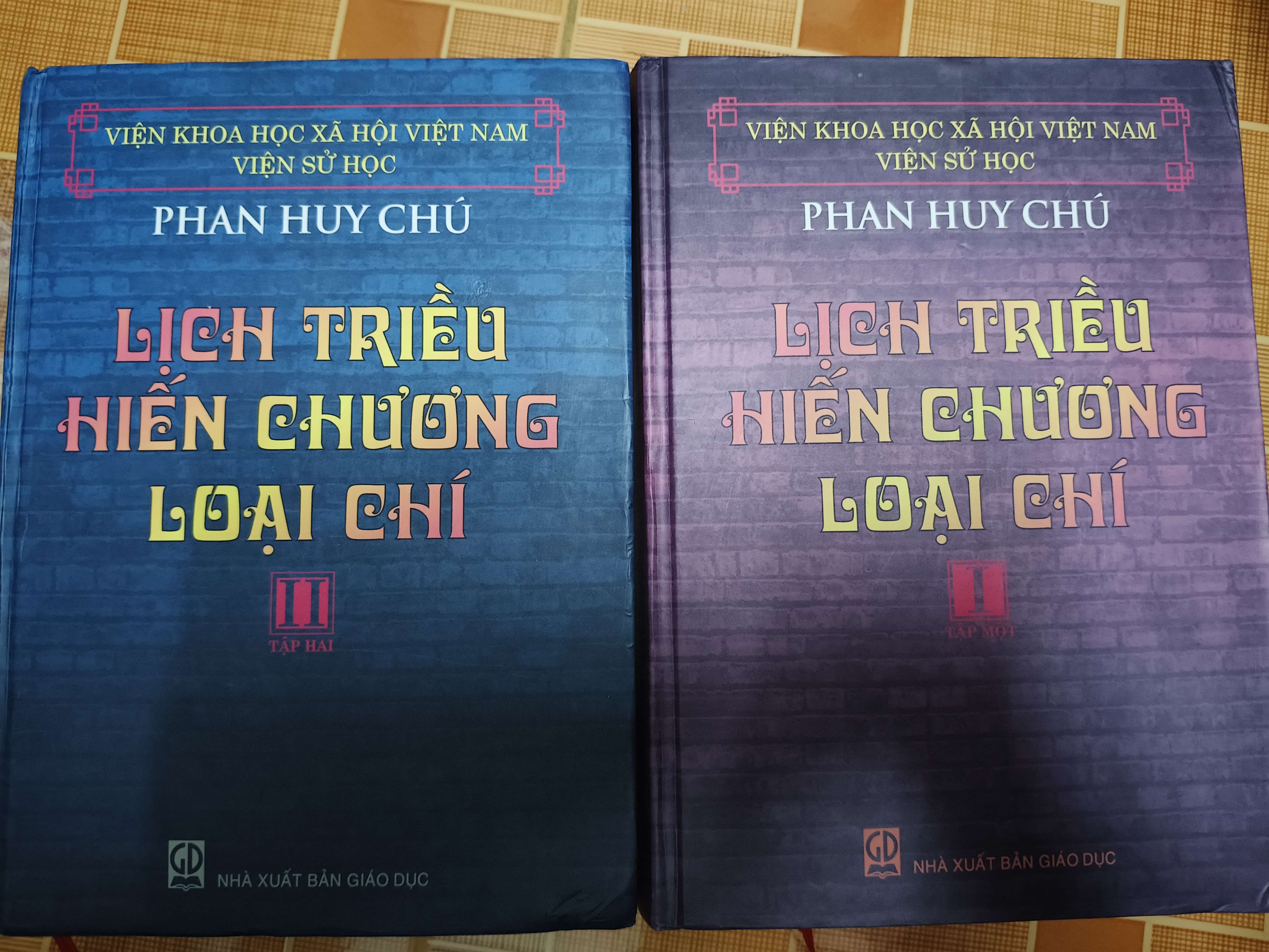 Remake Lịch triều hiến chương loại chí - 1704 trang - Bìa cứng - Kt 14 x 20 (Lịch sử Việt Nam) ANTQ
