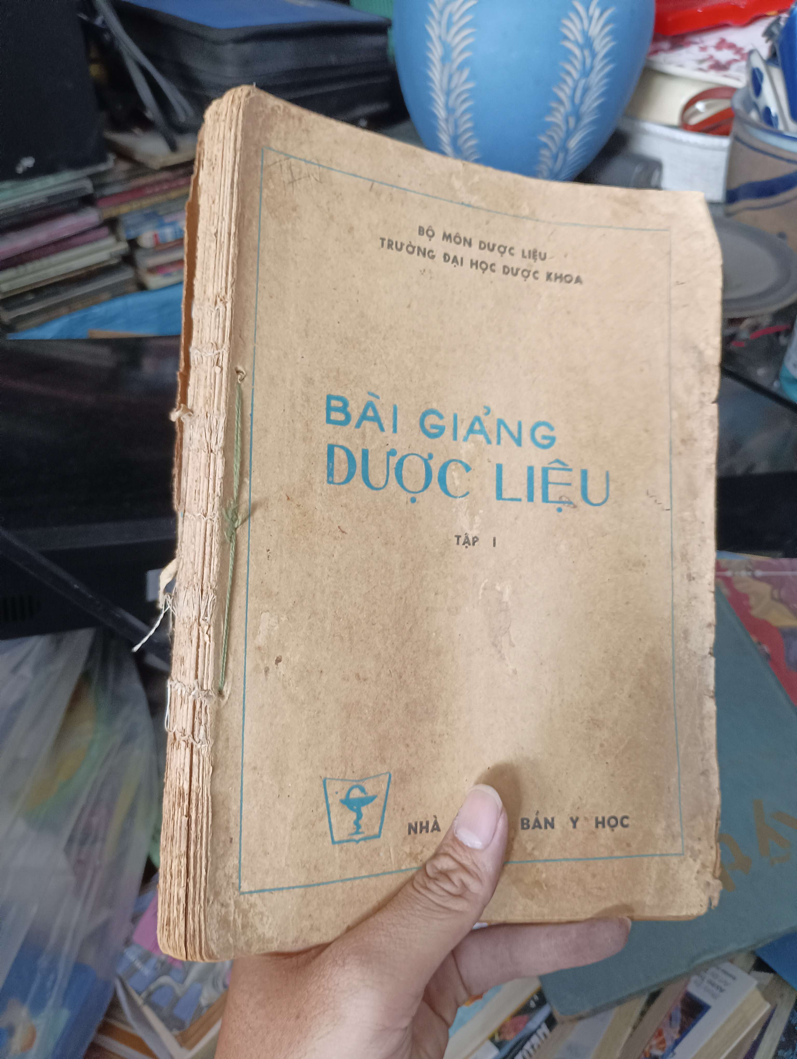 Bài Giảng Dược Liệu Tập 1 1980 (Sách giáo khoa - giáo trình) KSX