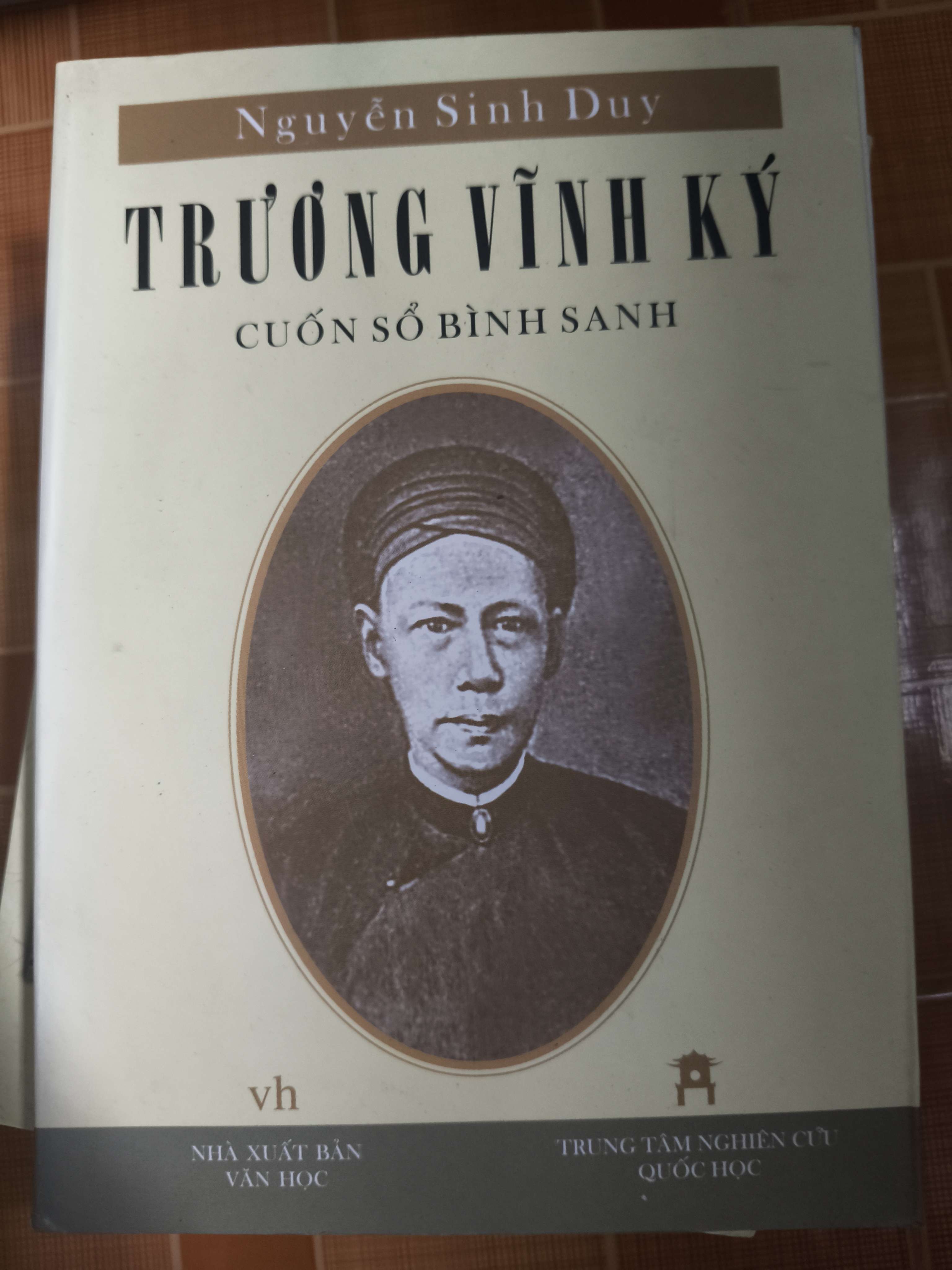 Trương Vĩnh Ký cuốn sổ bình sánh - Xb 2004 - 343 trang (Lịch sử Việt Nam) ANTQ