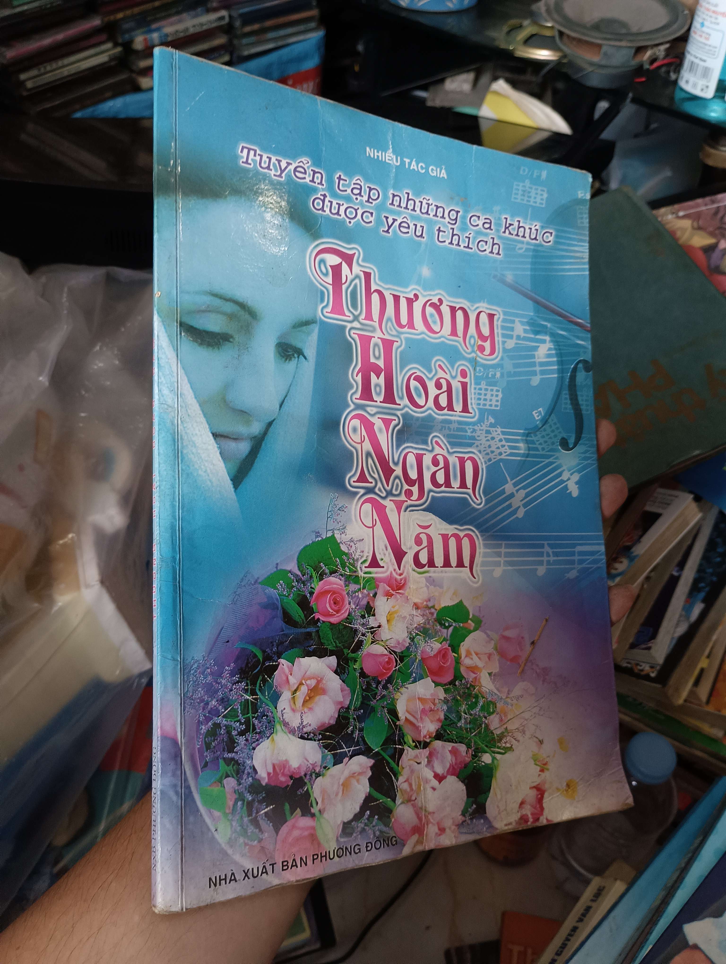 Thương Hoài Ngàn Năm 2010 (Sách văn học) KSX