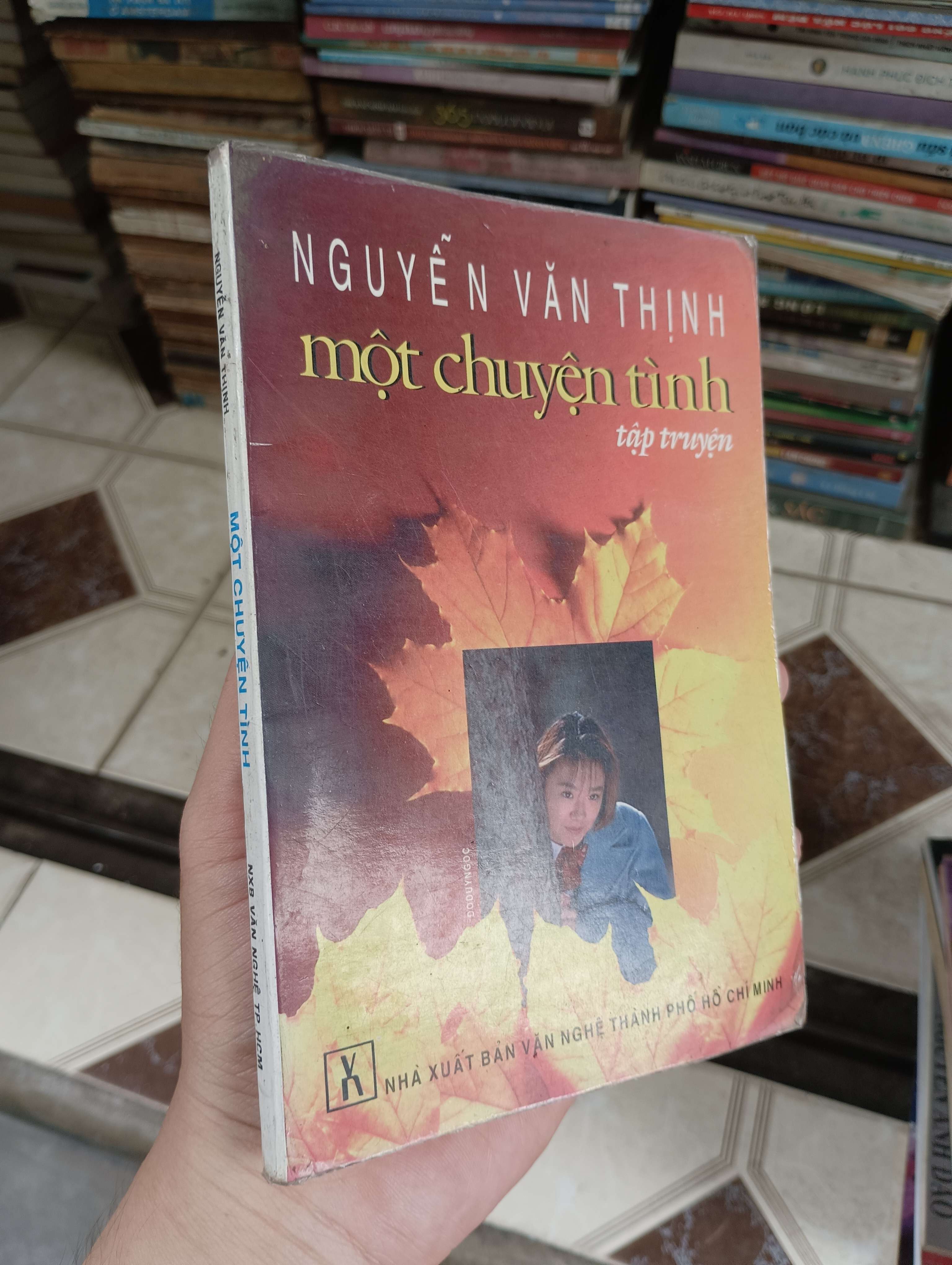 Tiêu đề: Một Chuyện Tình Tác giả: NGUYỄN VĂN THỊNH 1998 (Sách văn học) BGB