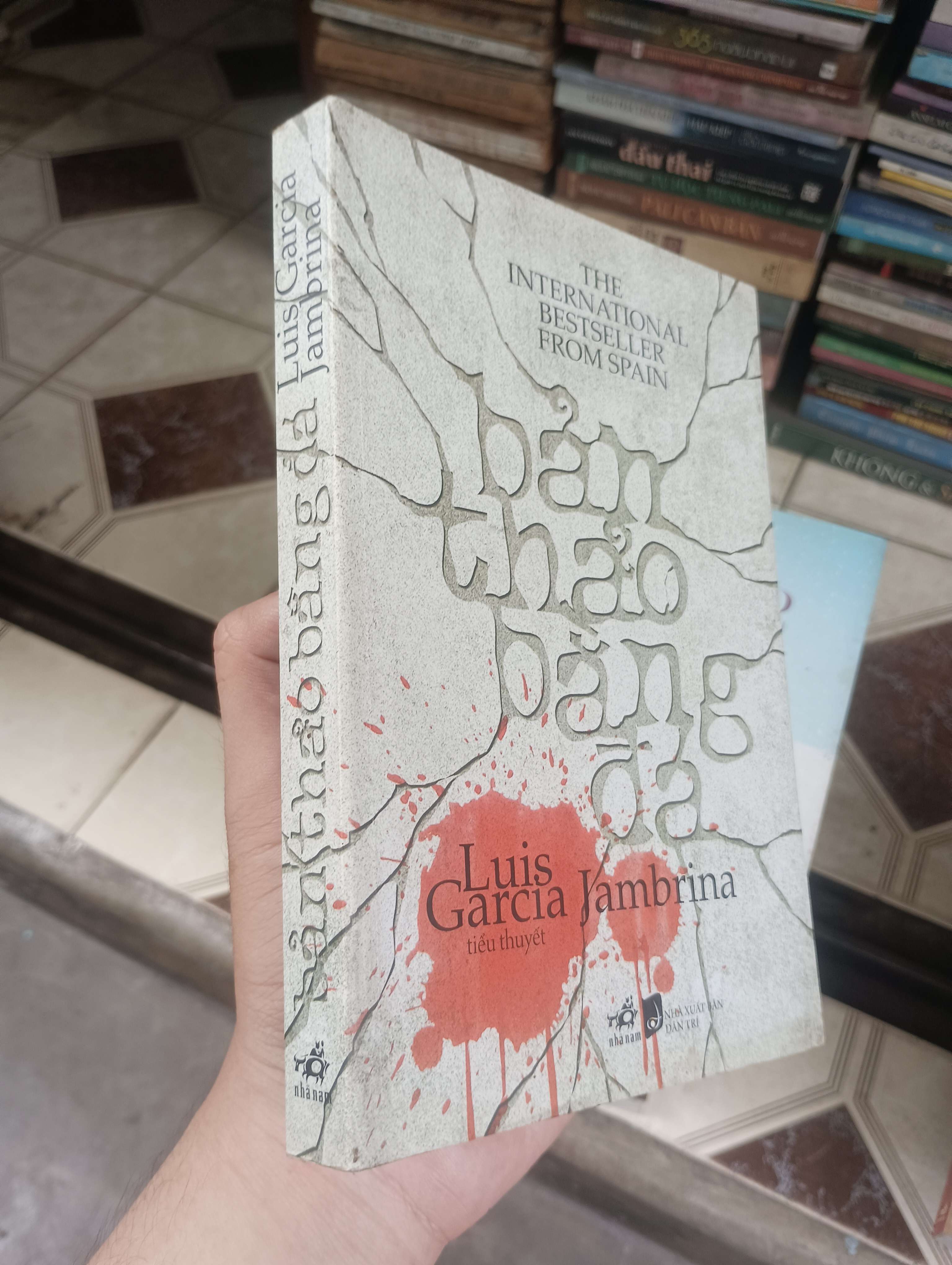 Bản Thảo Bằng Đá - Luis Garcia Jambrina 2010 (Tiểu Thuyết) BGB