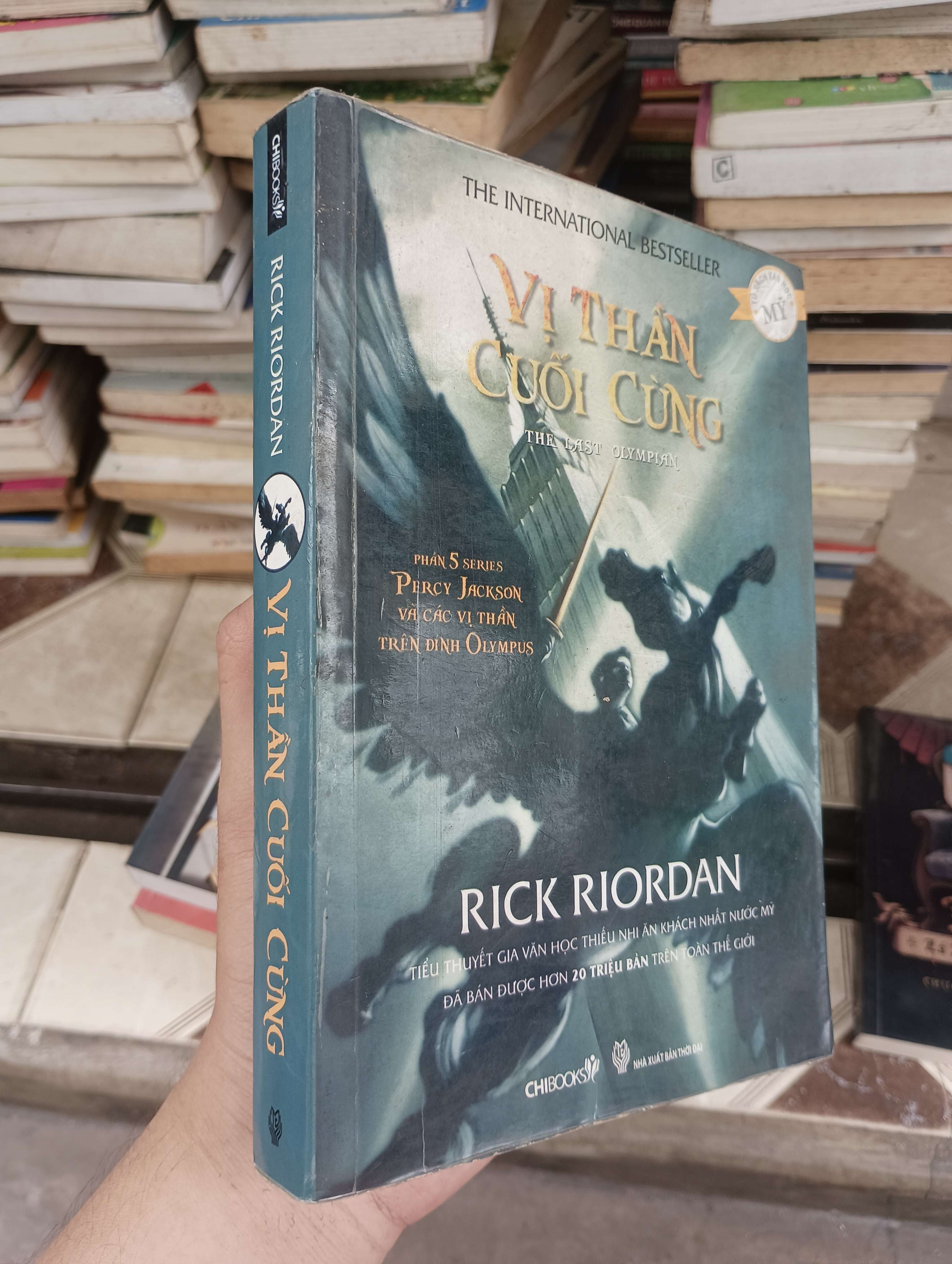 Vị Thần Cuối Cùng - Rick Riordan 2011 (Văn học nước ngoài) BGB