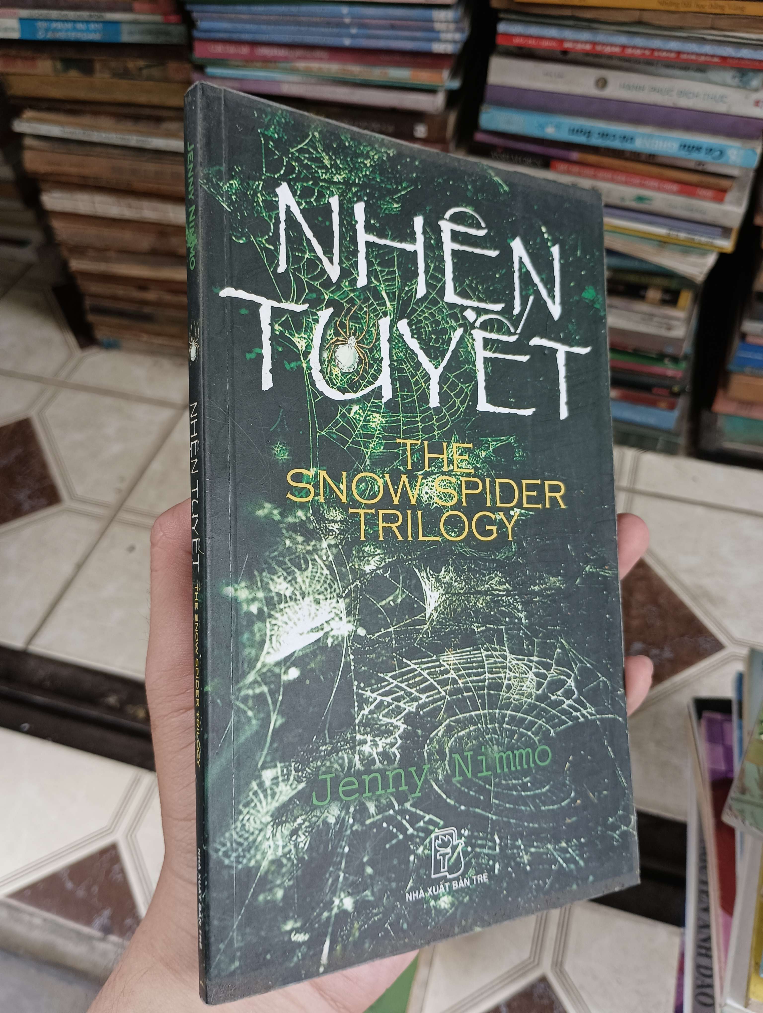 Tựa sách: Nhện tuyết Tác giả: Jenny Nimmo 2006 (Tiểu Thuyết) BGB