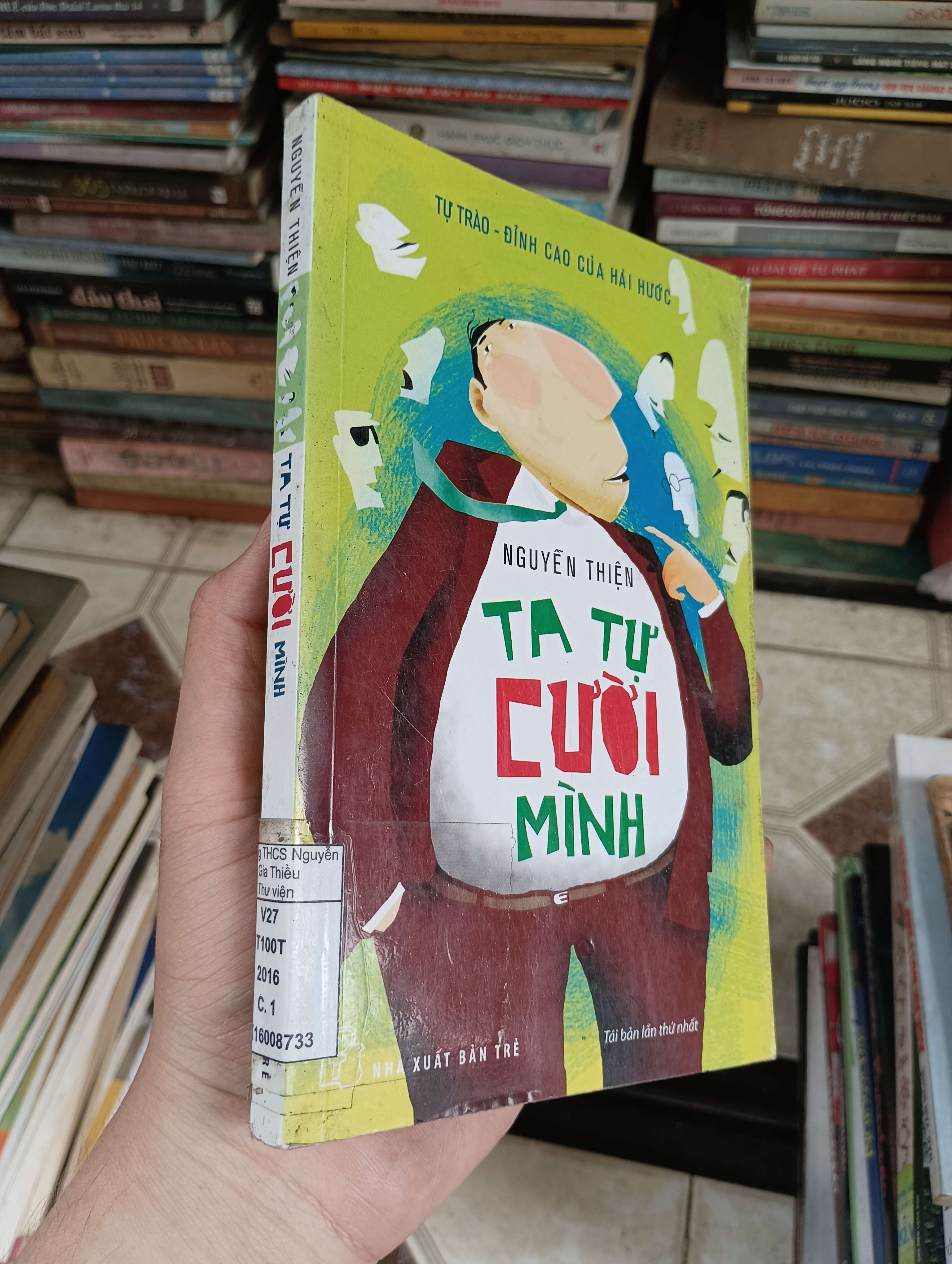 Tự cười mình - Nguyễn Thiện 2016 (Sách văn học) BGB