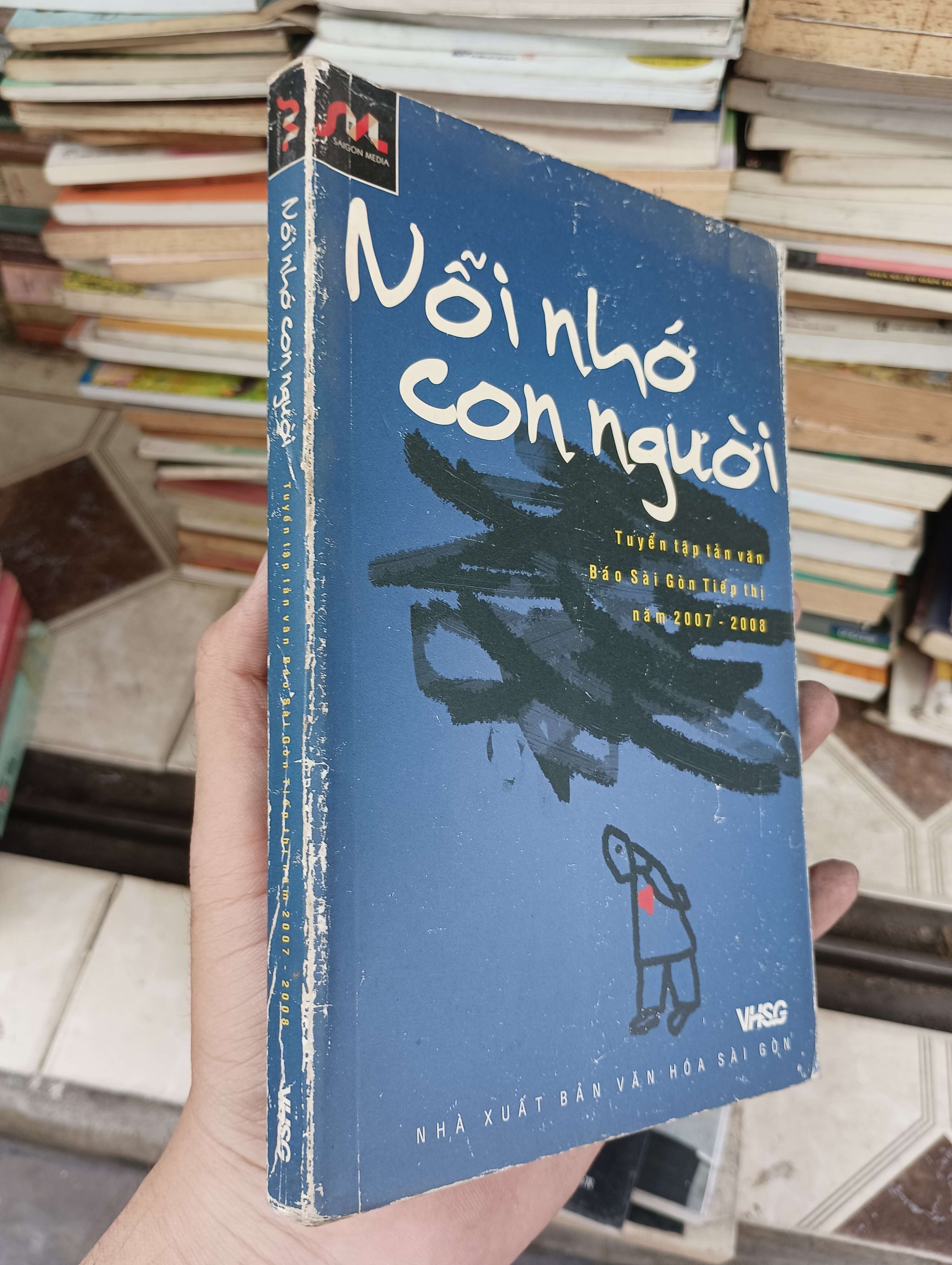 Nỗi nhớ con người 2009 (Sách văn học) BGB
