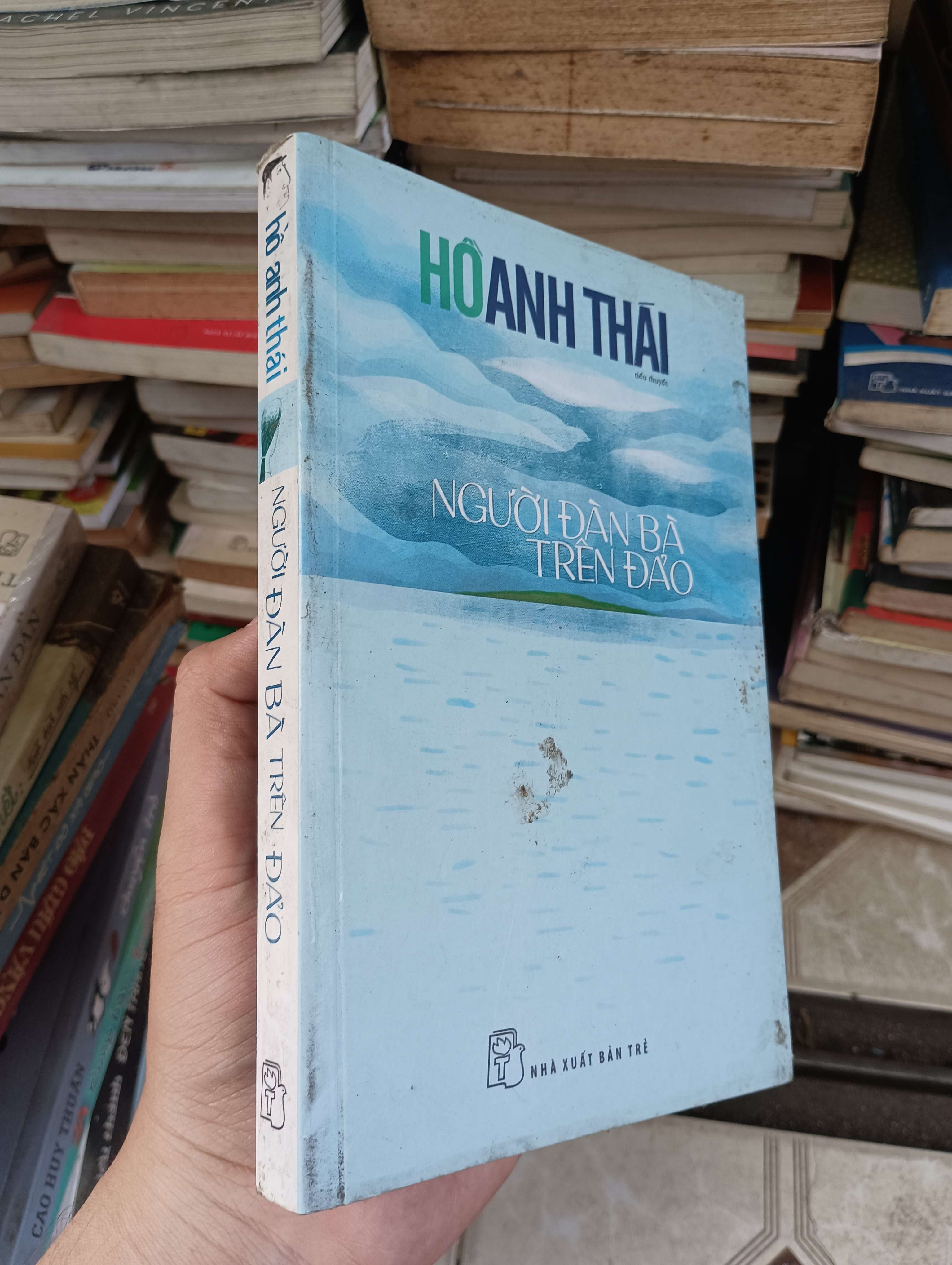 Người đàn bà trên đảo - Hồ Anh Thái 2015 (Tiểu Thuyết) BGB