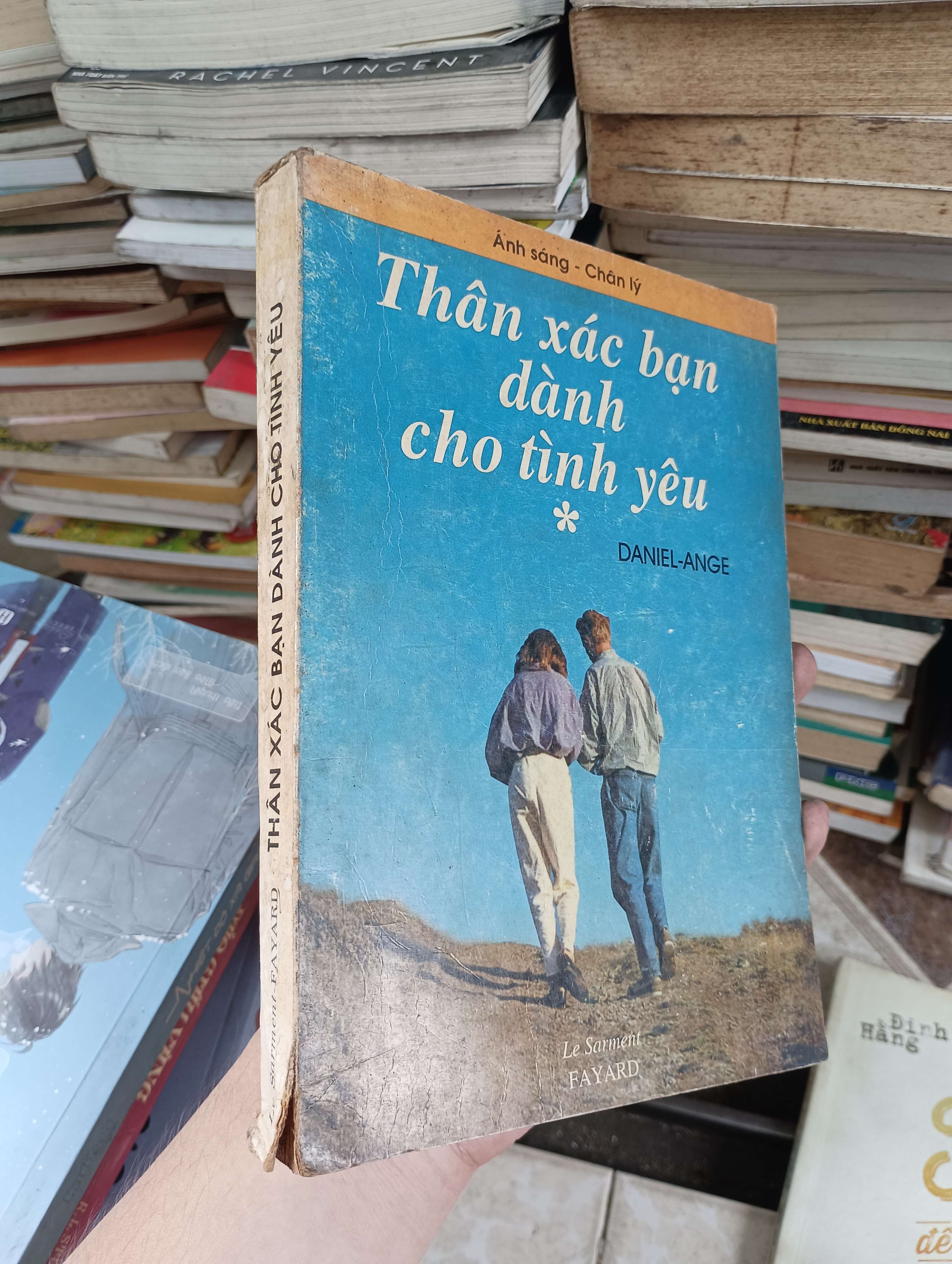 Thân xác bạn dành cho tình yêu - DANIEL-ANGE (Tiểu Thuyết) BGB