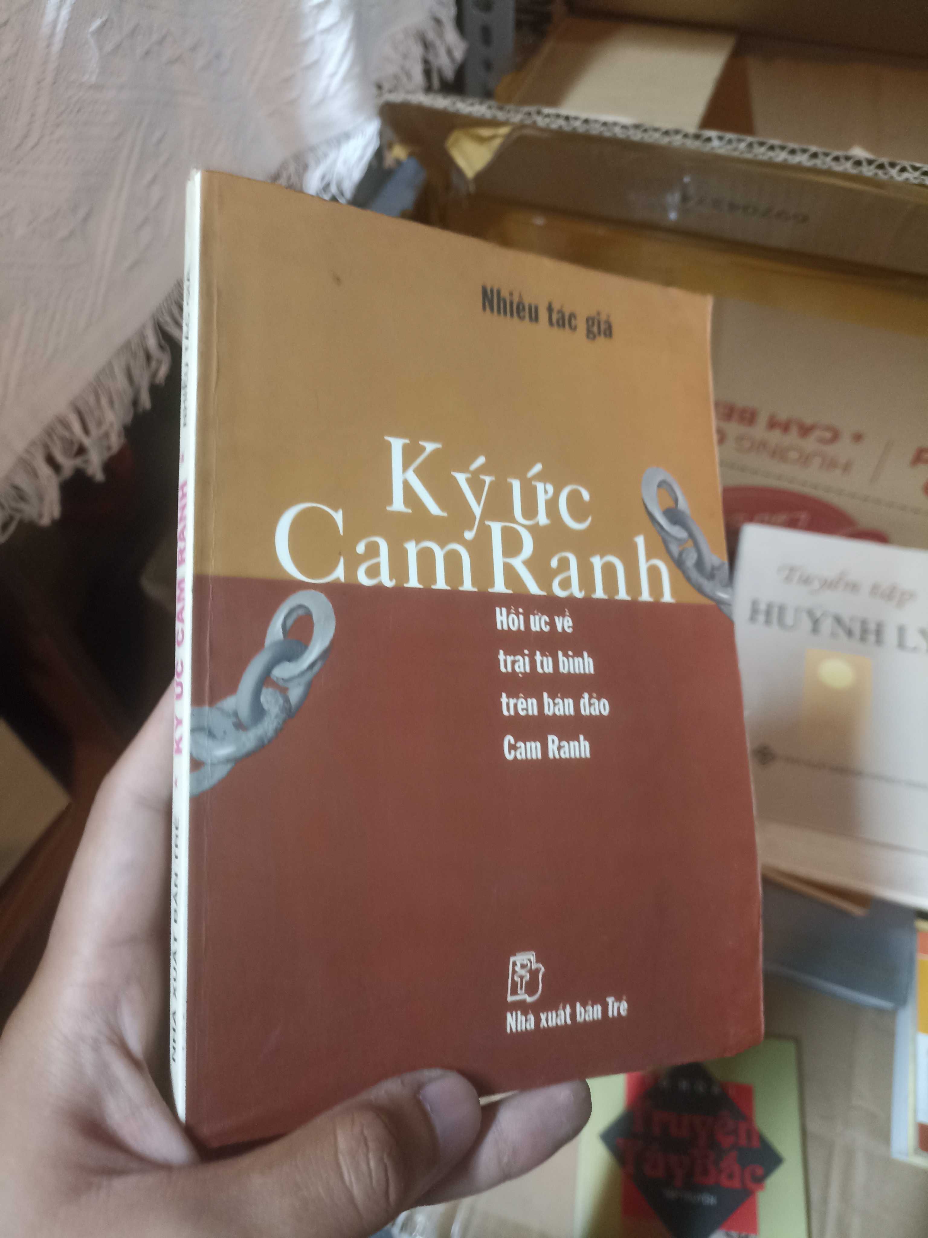 Ký ức Cam Ranh: Hồi ức về trại tù binh trên bán đảo Cam Ranh (Văn học Việt Nam) NSX