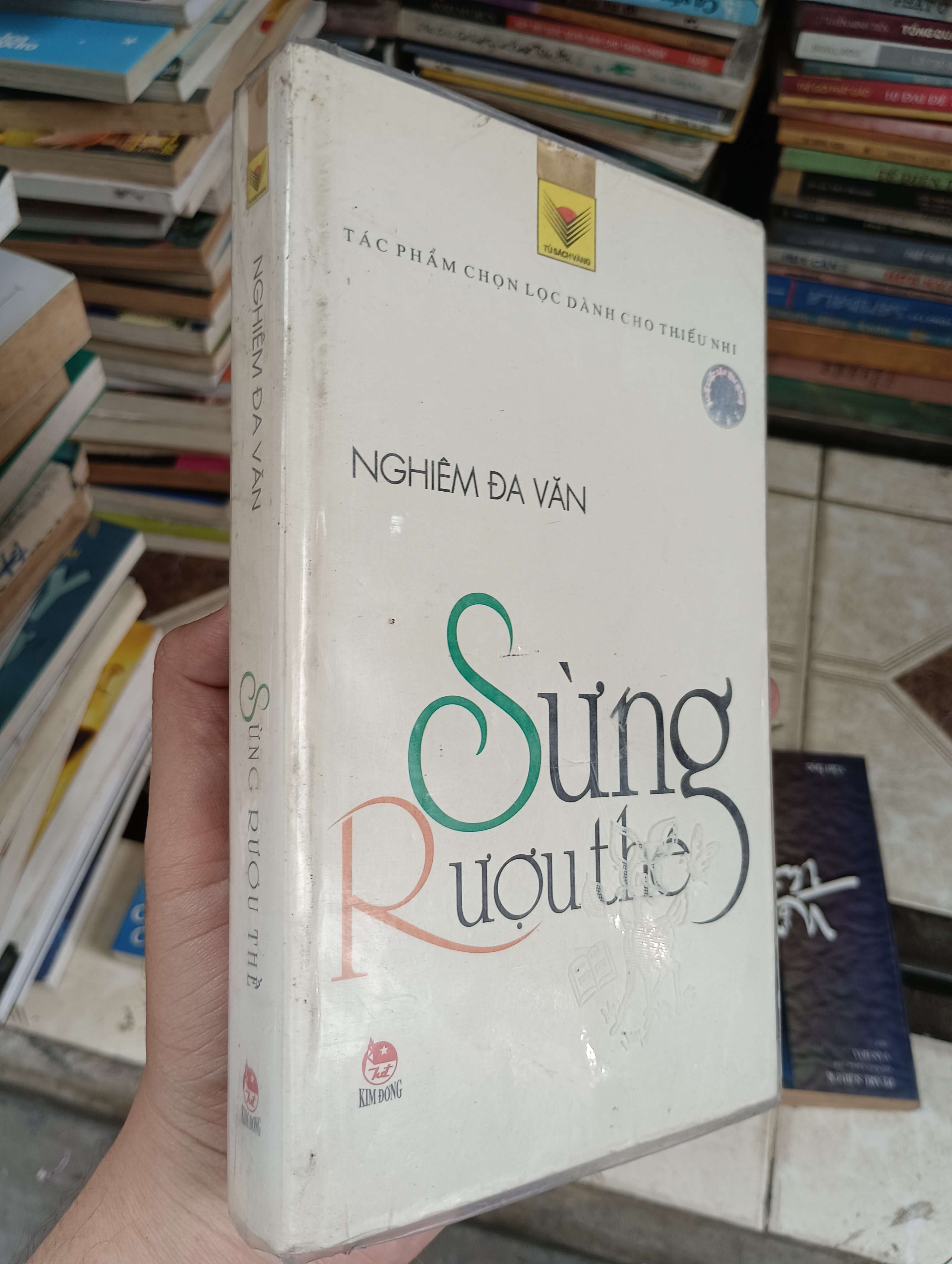Sừng rượu thề - Nghiêm Đa Văn 2006 (Sách văn học) BGB