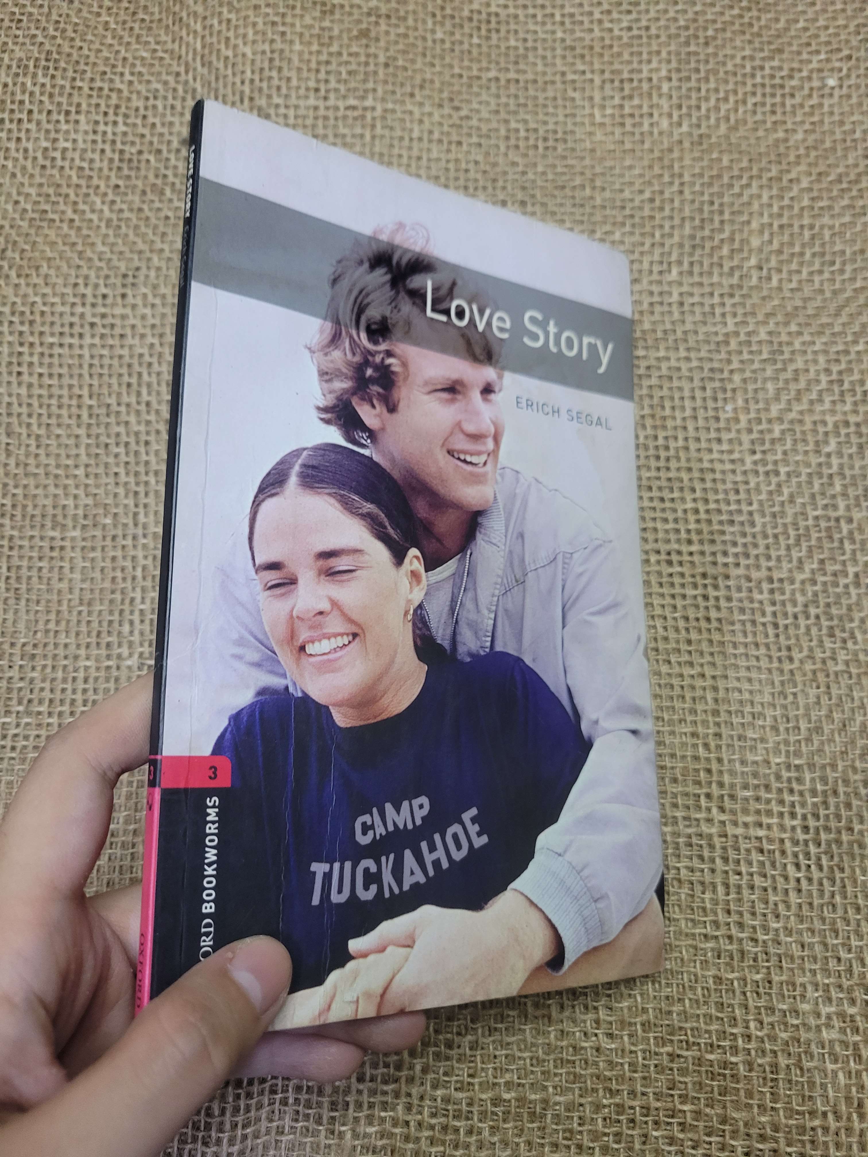 Love Story - Erich Segal mới 70% bẩn bìa, ố, có chữ ký (Sách ngoại) HLSC