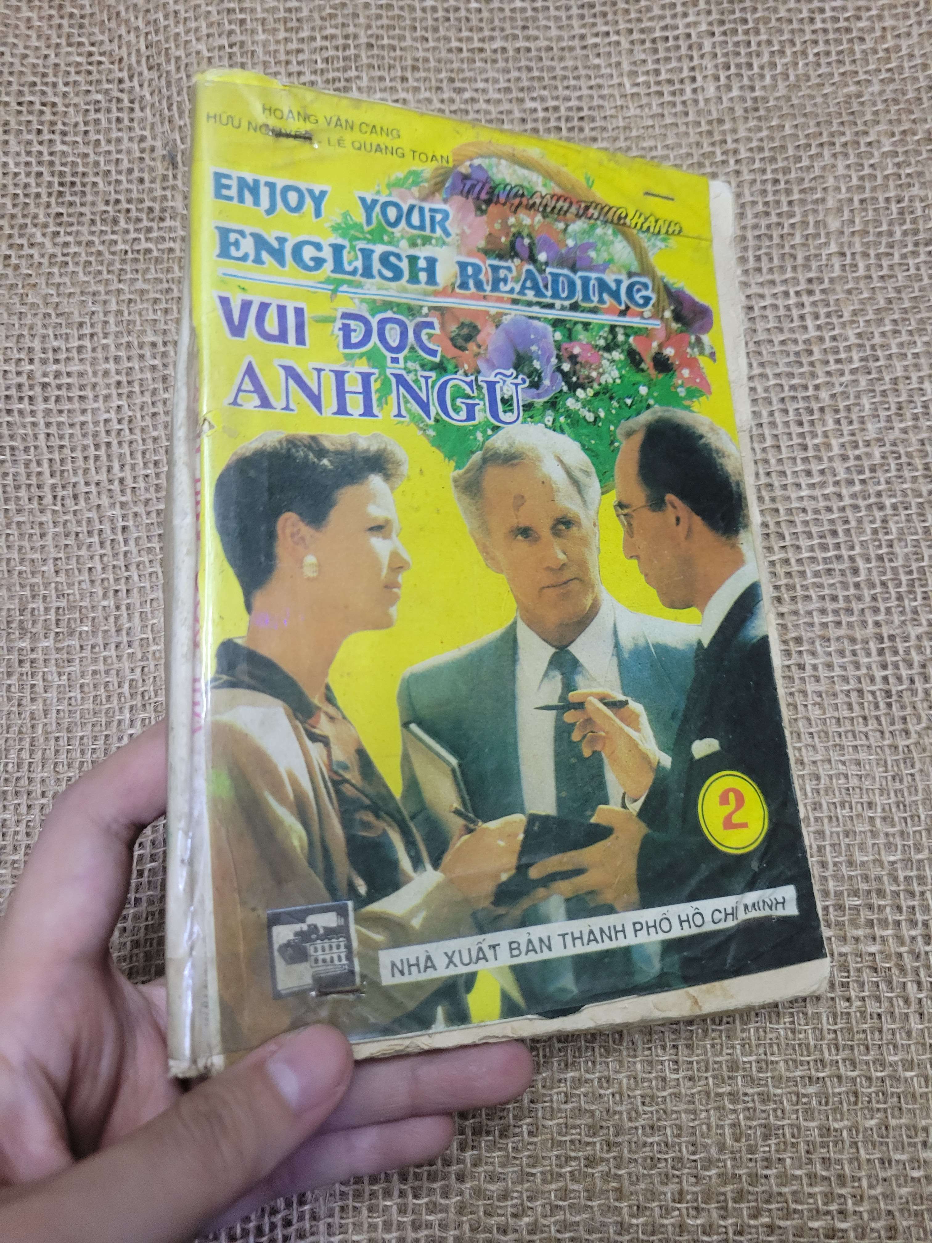 Vui đọc Anh ngữ 1992 mới 60% bẩn bìa, ố, gập bìa, bị mọt (Sách tự học tiếng Anh) HLSC