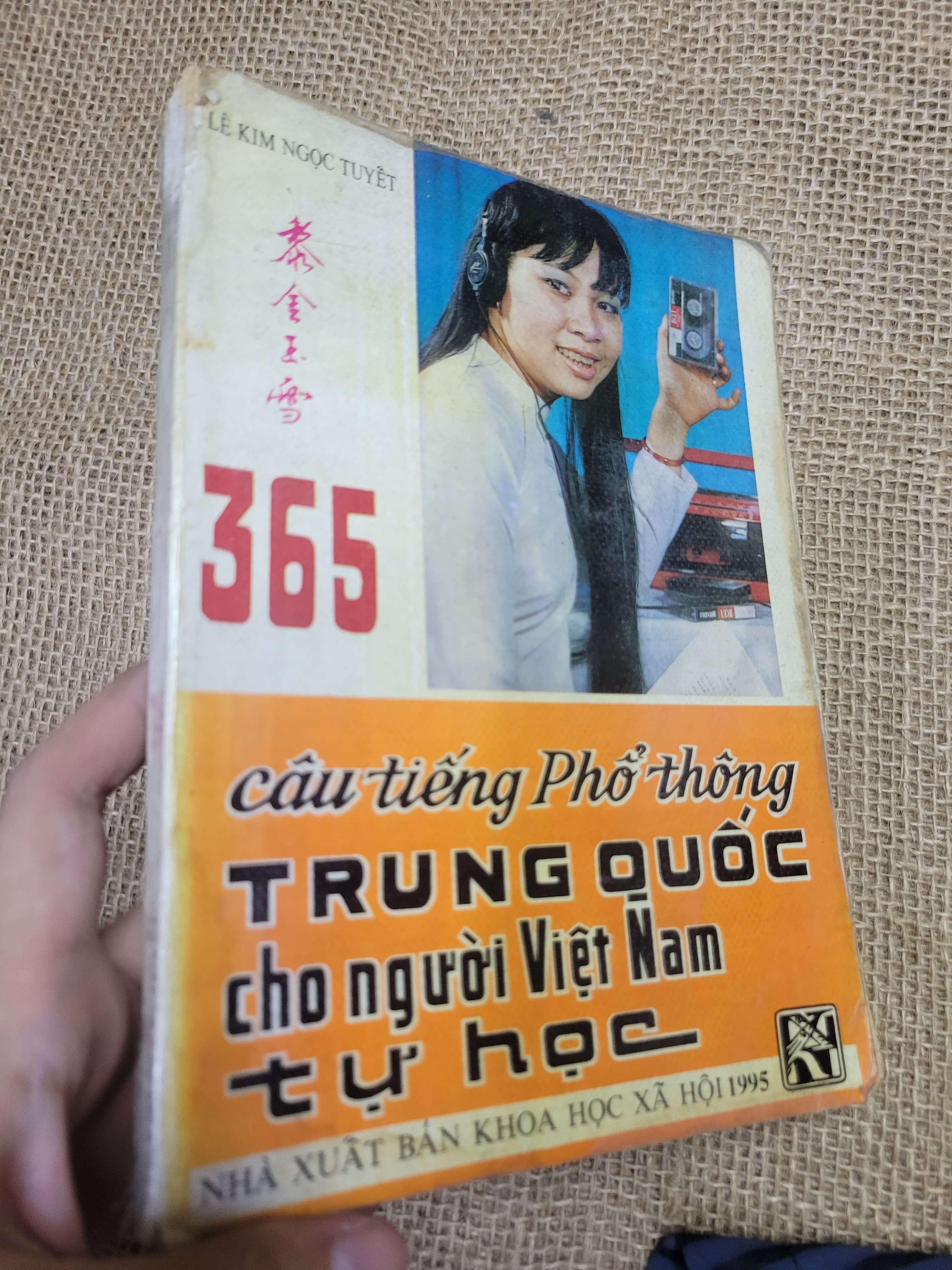 365 câu tiếng Phổ thông Trung Quốc cho người Việt Nam tự học - Lê Kim Ngọc Tuyết 1995 mới 80% bẩn bìa, ố (Sách học tiếng Trung) HLSC